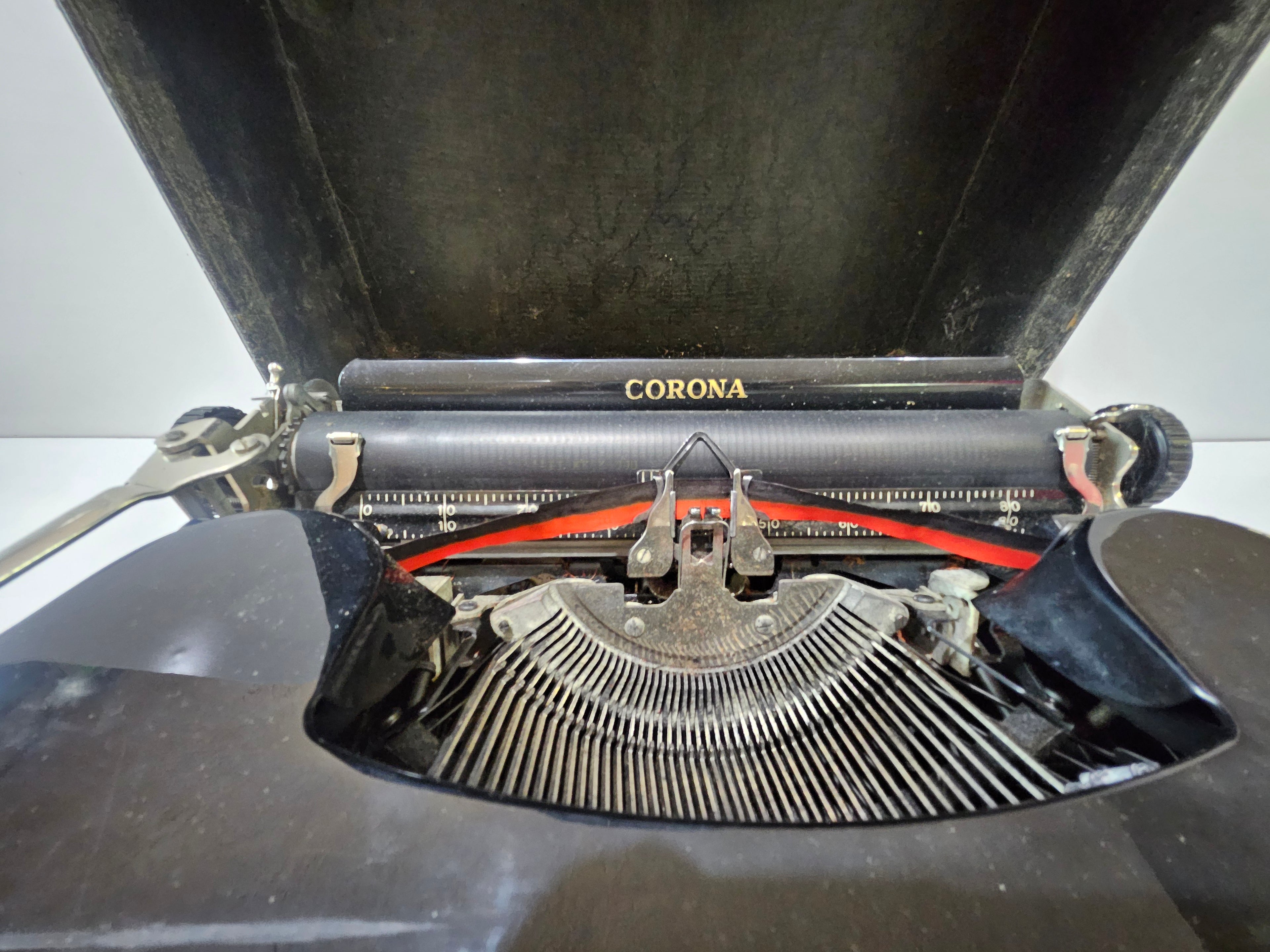 Vintage Corona Standard Portable Typewriter Black Carry Case Office Machine