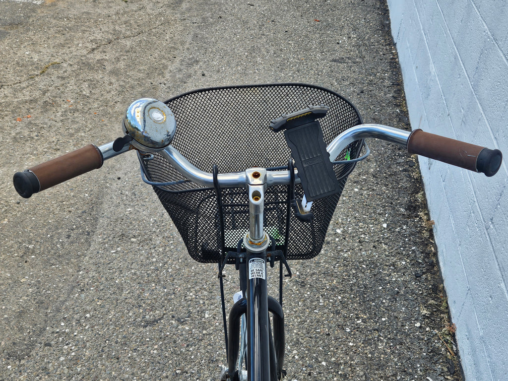 Schwinn Cruiser Commuter Bicycle Front Basket Rear Rack City Bike Classic Retro