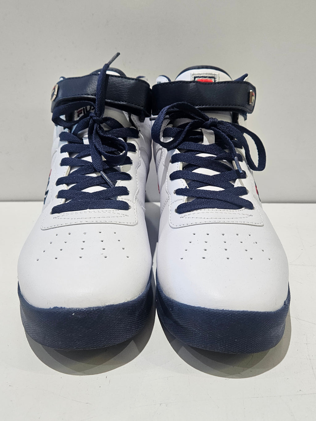Fila 1SC60526-125 High Top Sneakers White Navy Red Men's Size 10.5 Shoes Retro