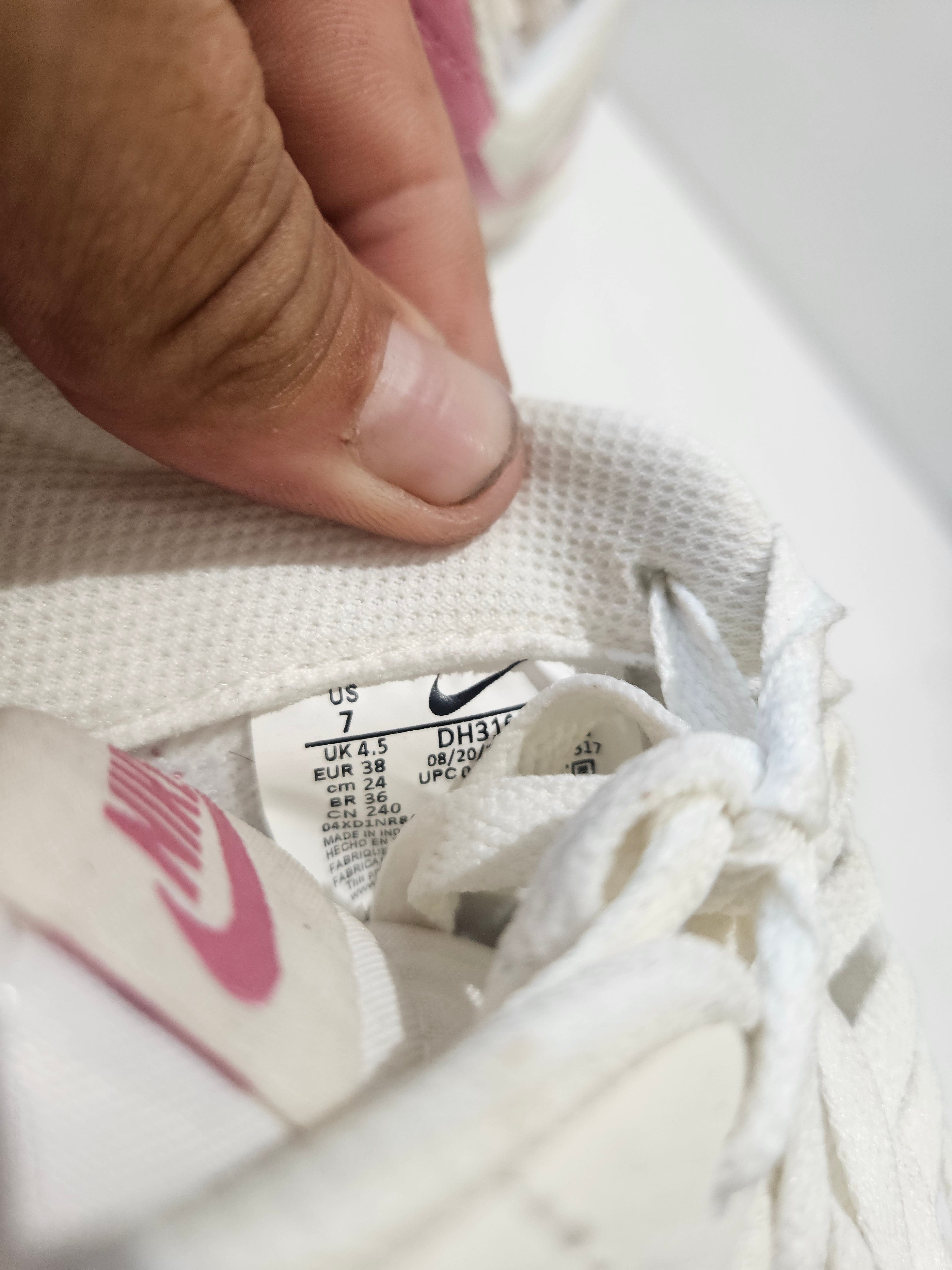 Nike Court Legacy Next Nature White Pink Low Top Sneakers Women's Size 7 Shoes