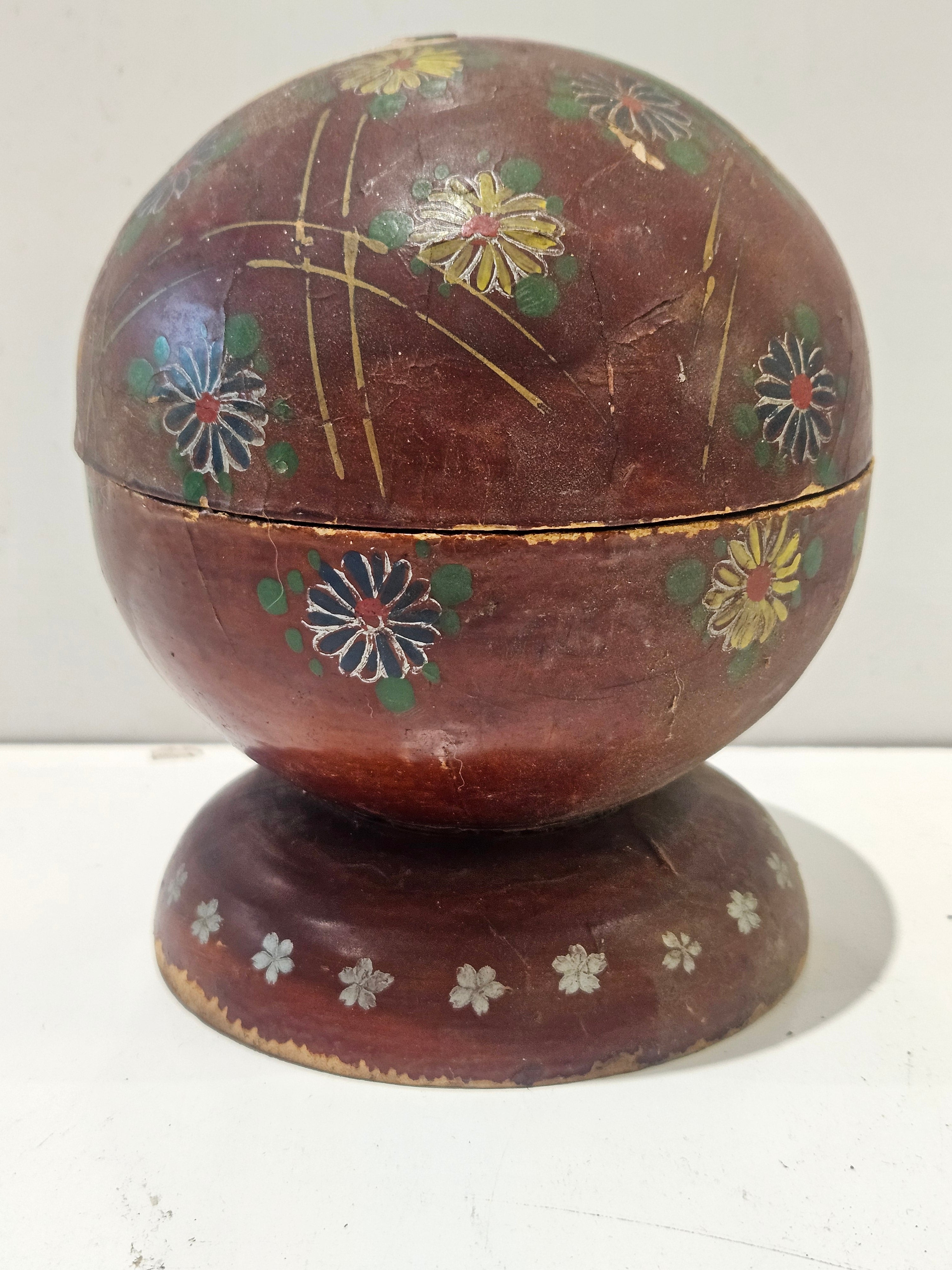 Vintage Hand Painted Floral Gourd Bowl Box Decorative Folk Art Lidded Container