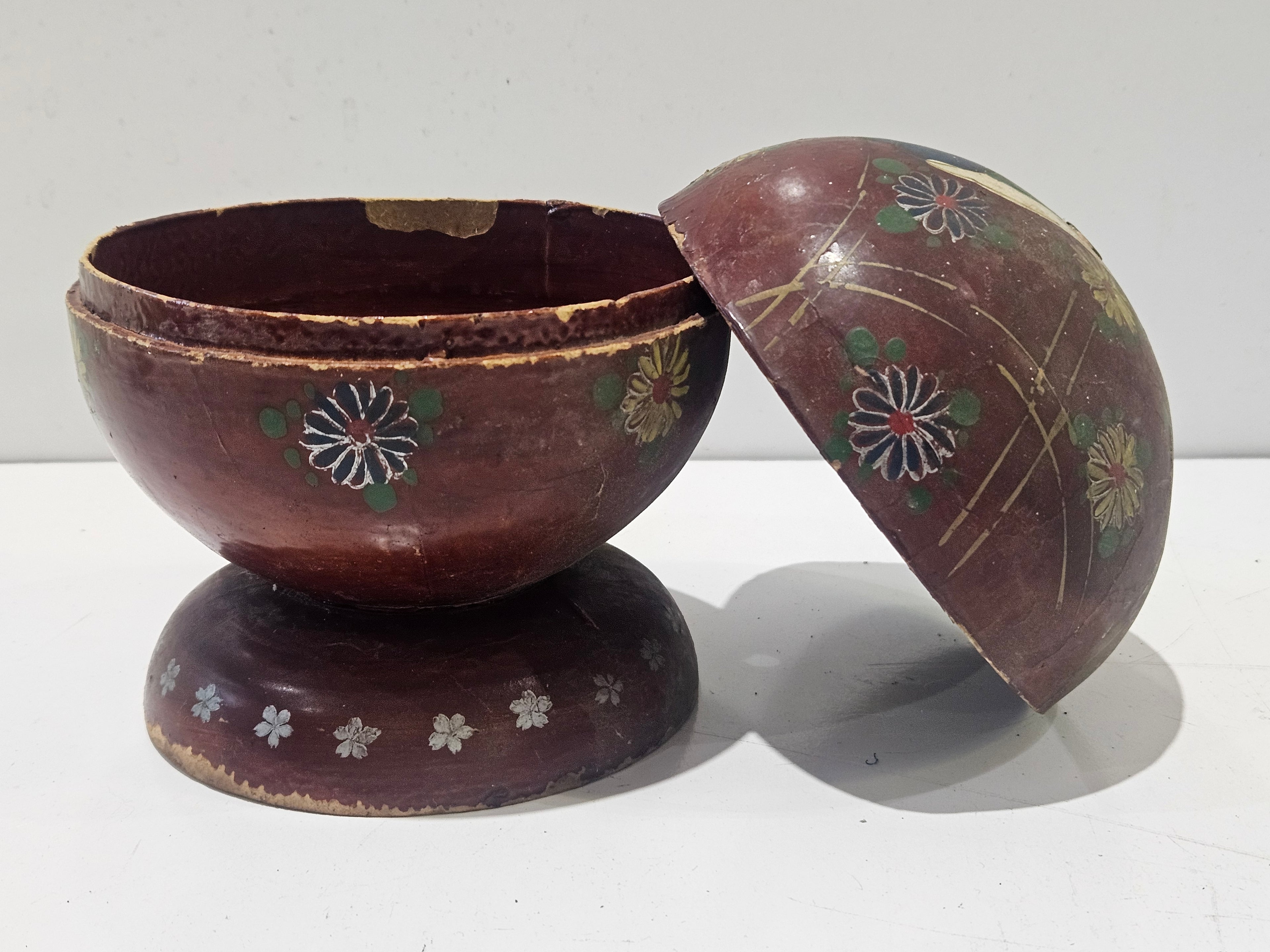 Vintage Hand Painted Floral Gourd Bowl Box Decorative Folk Art Lidded Container