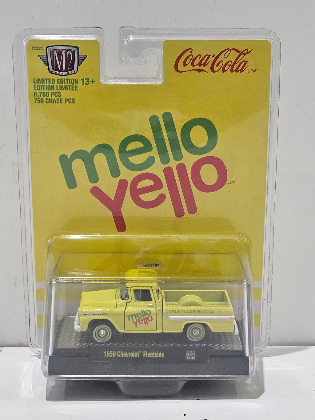 M2 Machines Coca Cola Mello Yello 1959 Chevrolet Fleetside Chase Limited Edition