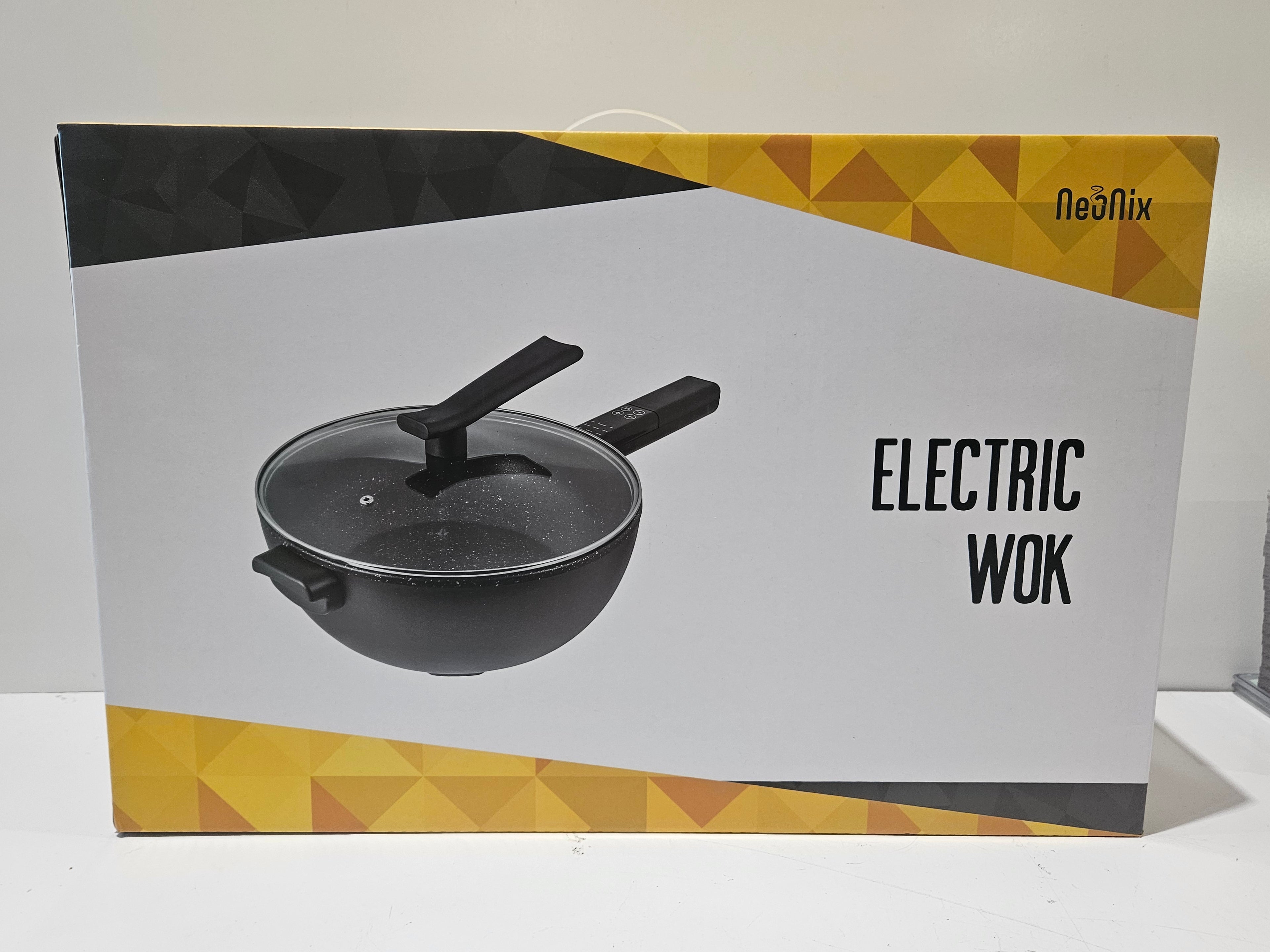 NeoFlix NX-25007 Electric Wok 4 Liter 900W Non Stick Touch Control Cooker New