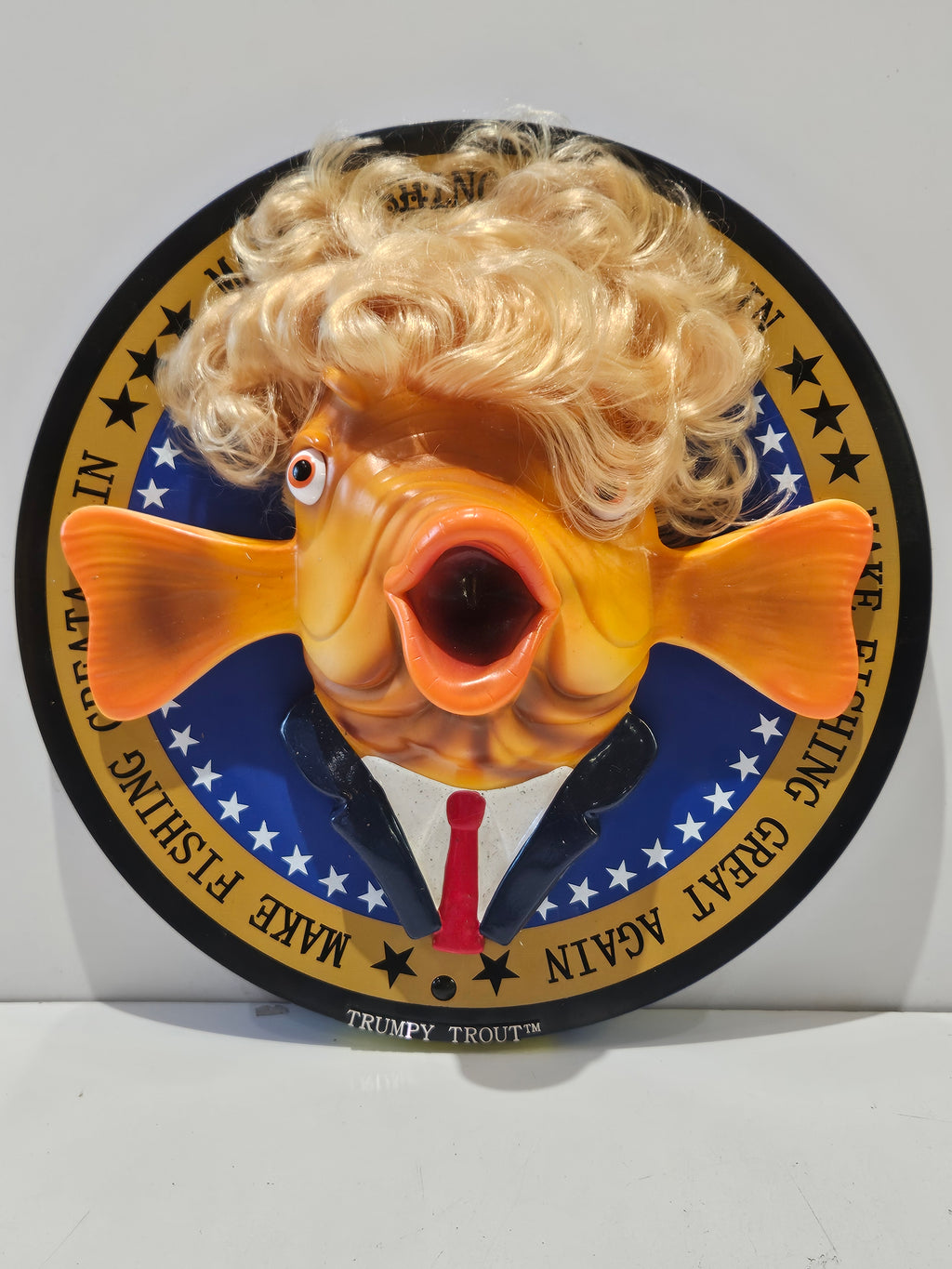 Trumpy Trout Animated Singing Fish Wall Plaque Michael Casey Model 6900 Talking