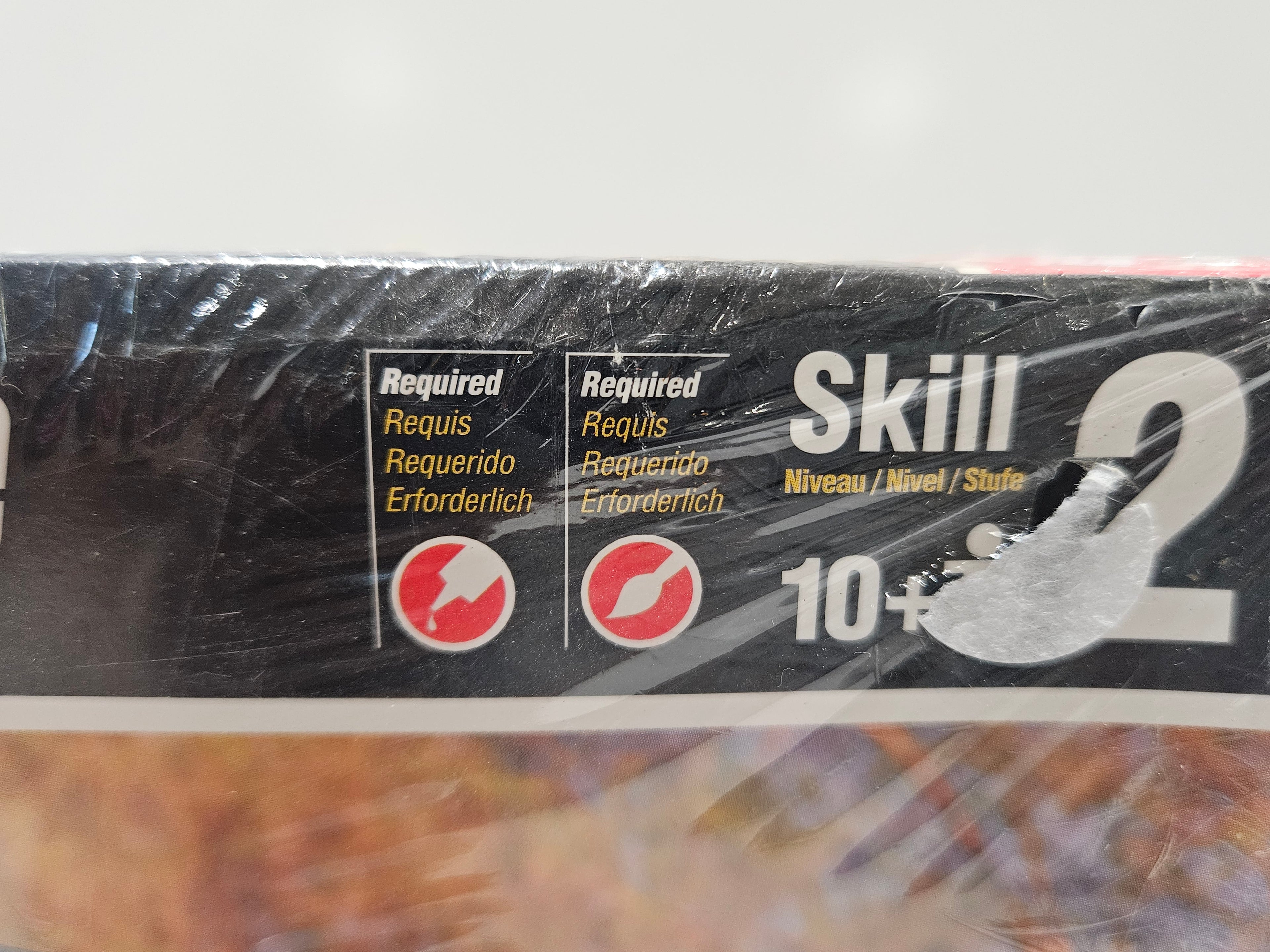 AMT ERTL 1:25 Chevrolet Corvette Convertible Plastic Model Kit Sealed Skill 2