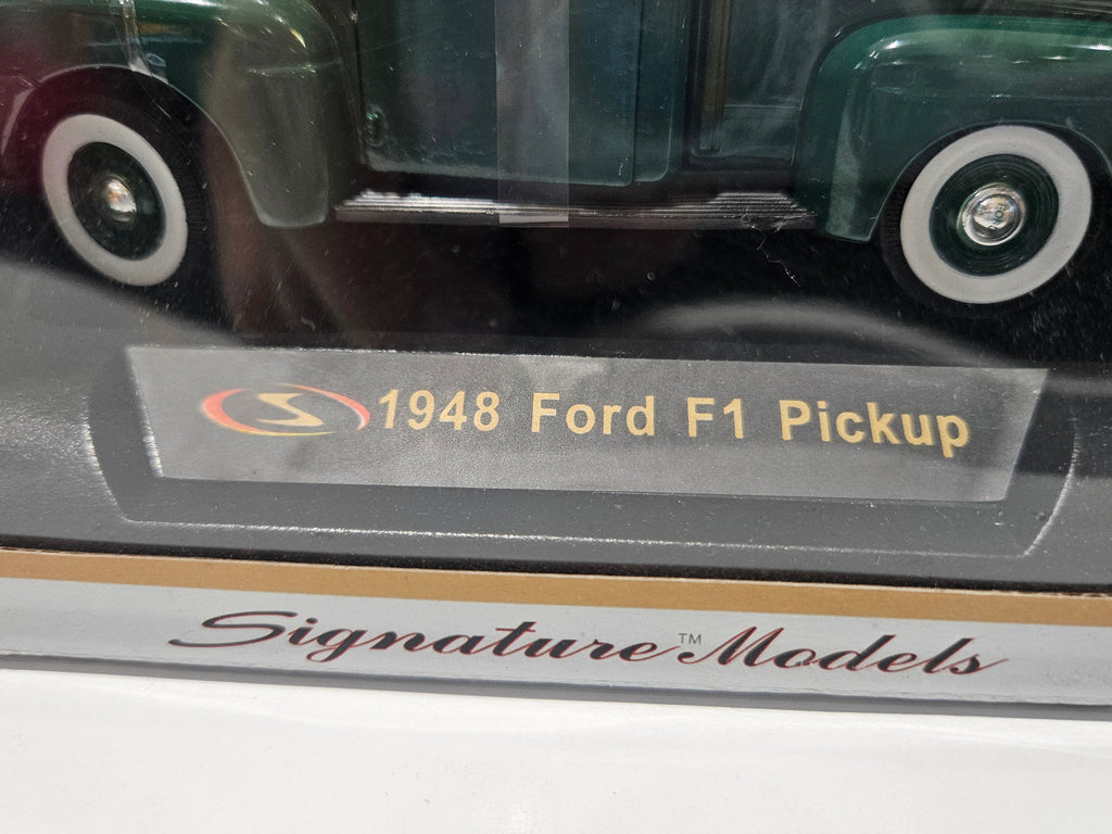 Vintage Signature Models 1948 Ford F1 Pickup 1:32 Diecast Truck Green Display Model