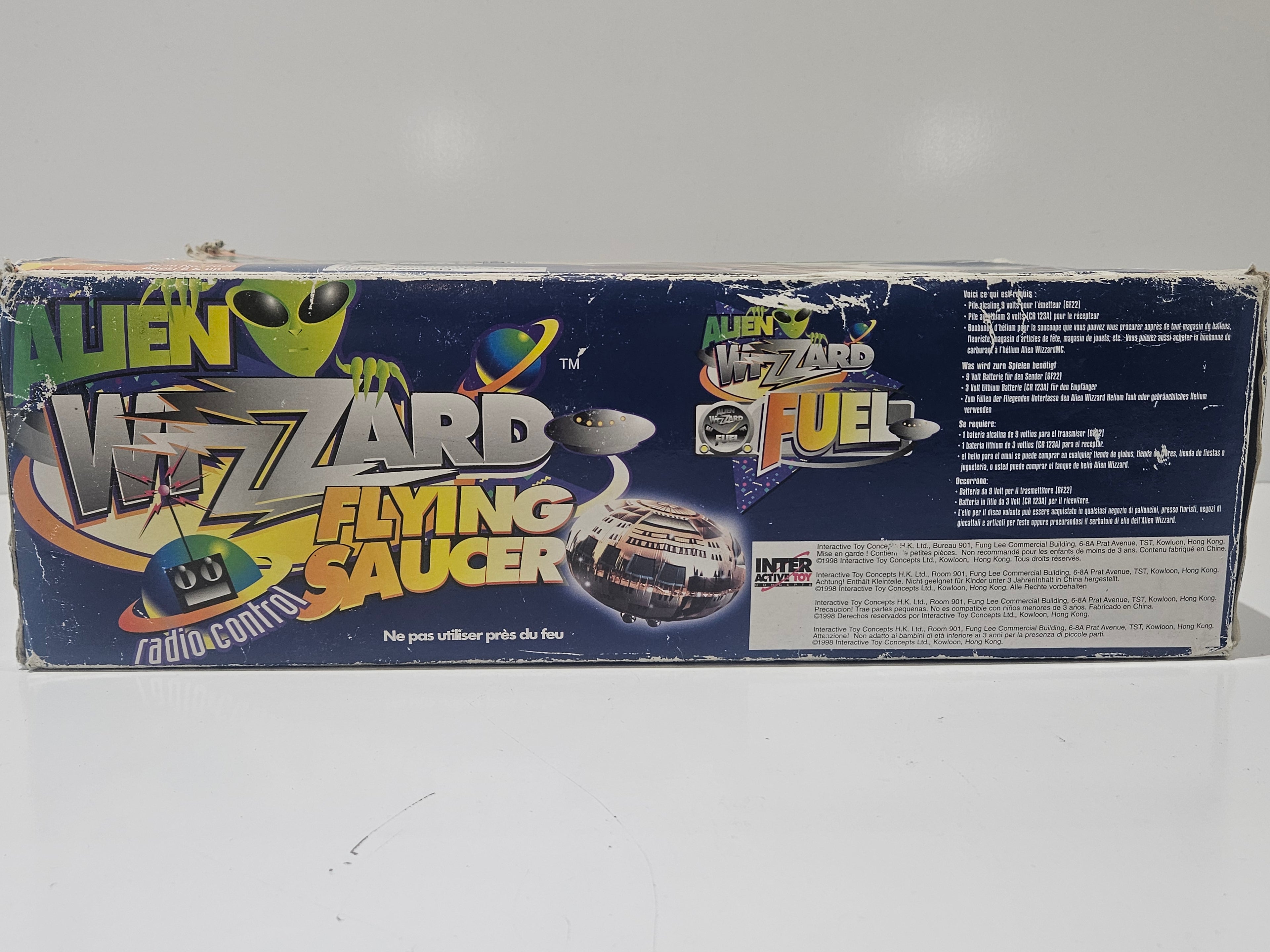 Vintage 1998 Alien Wizzard Radio Control Flying Saucer RC Toy Complete In Box