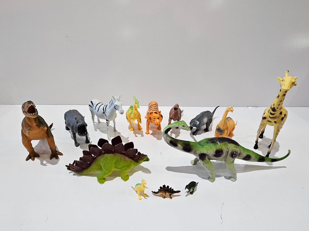 Vintage Mixed Plastic Animal & Dinosaur Figure Lot T-Rex Giraffe Zebra Tiger Toy Set