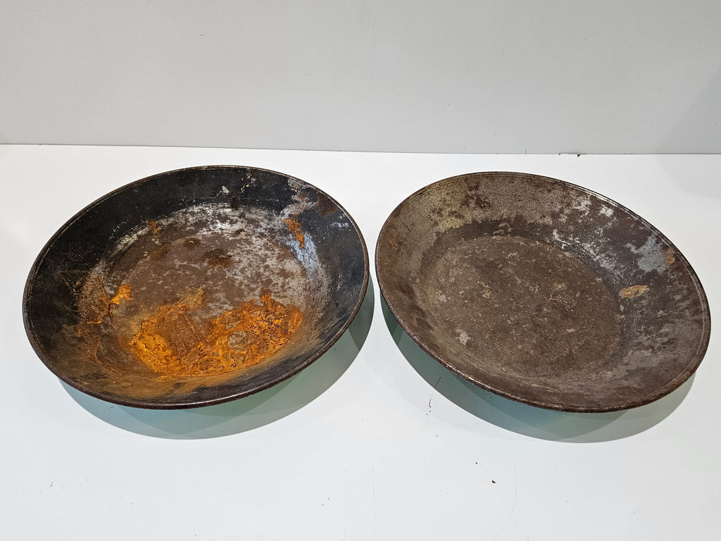 Vintage Turquoise Enamel Graniteware Wash Basin Primitive Farmhouse Rustic Bowl