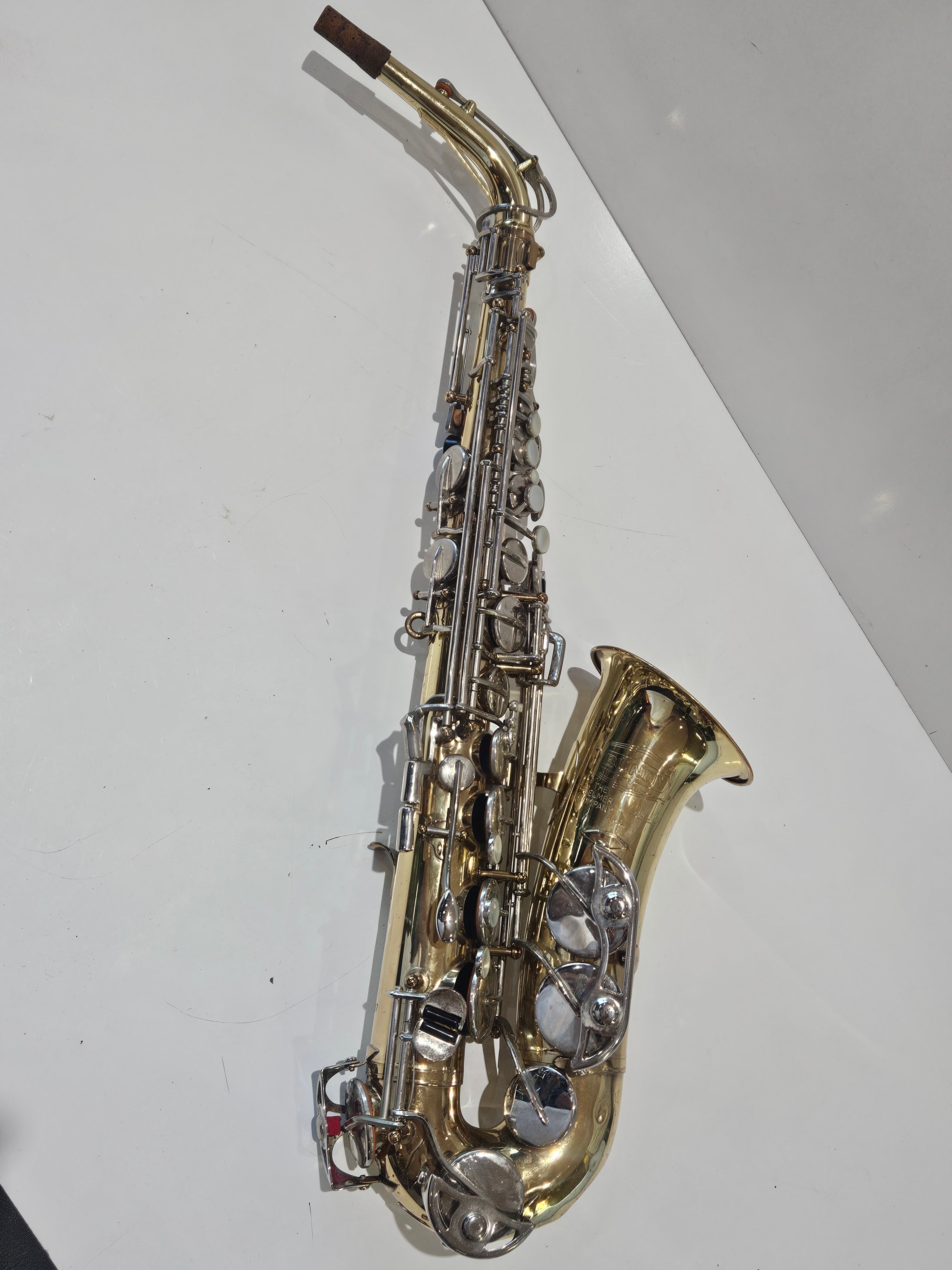 Bundy II Alto Saxophone By Selmer USA With Hard Case Student Band Instrument