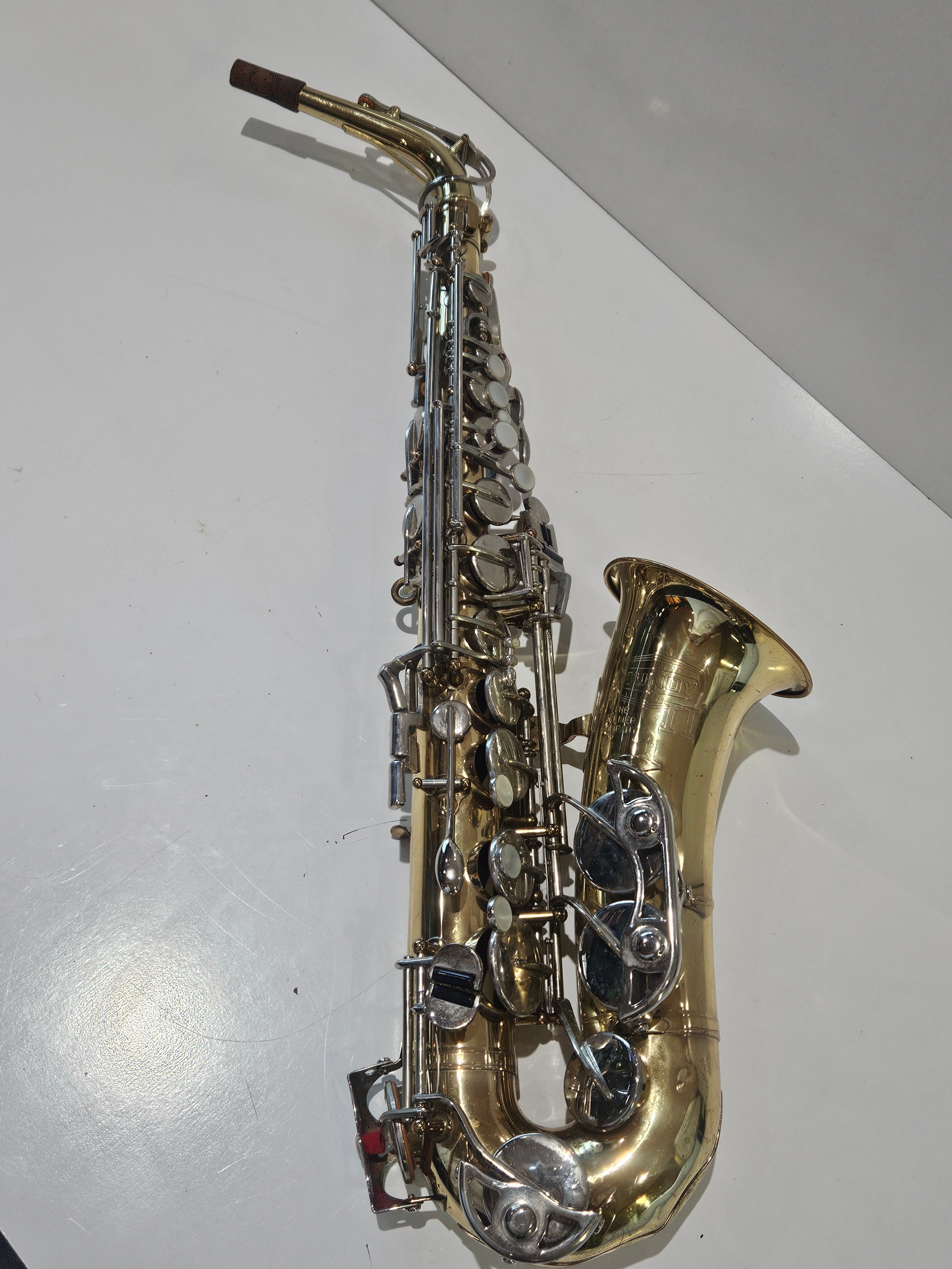 Bundy II Alto Saxophone By Selmer USA With Hard Case Student Band Instrument