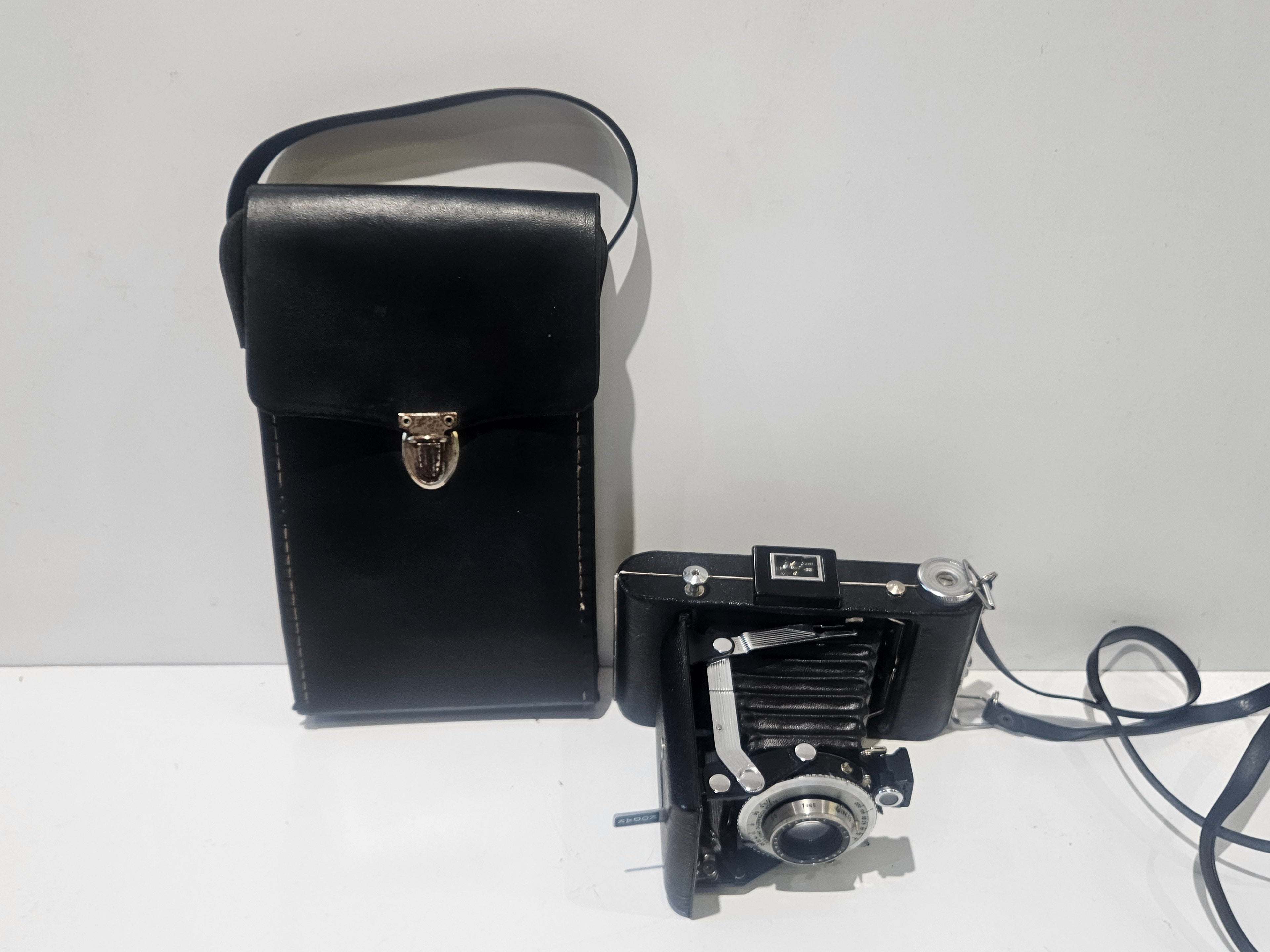 Vintage Kodak Six-20 Folding Camera with Anaston Lens & Original Leather Carrying Case