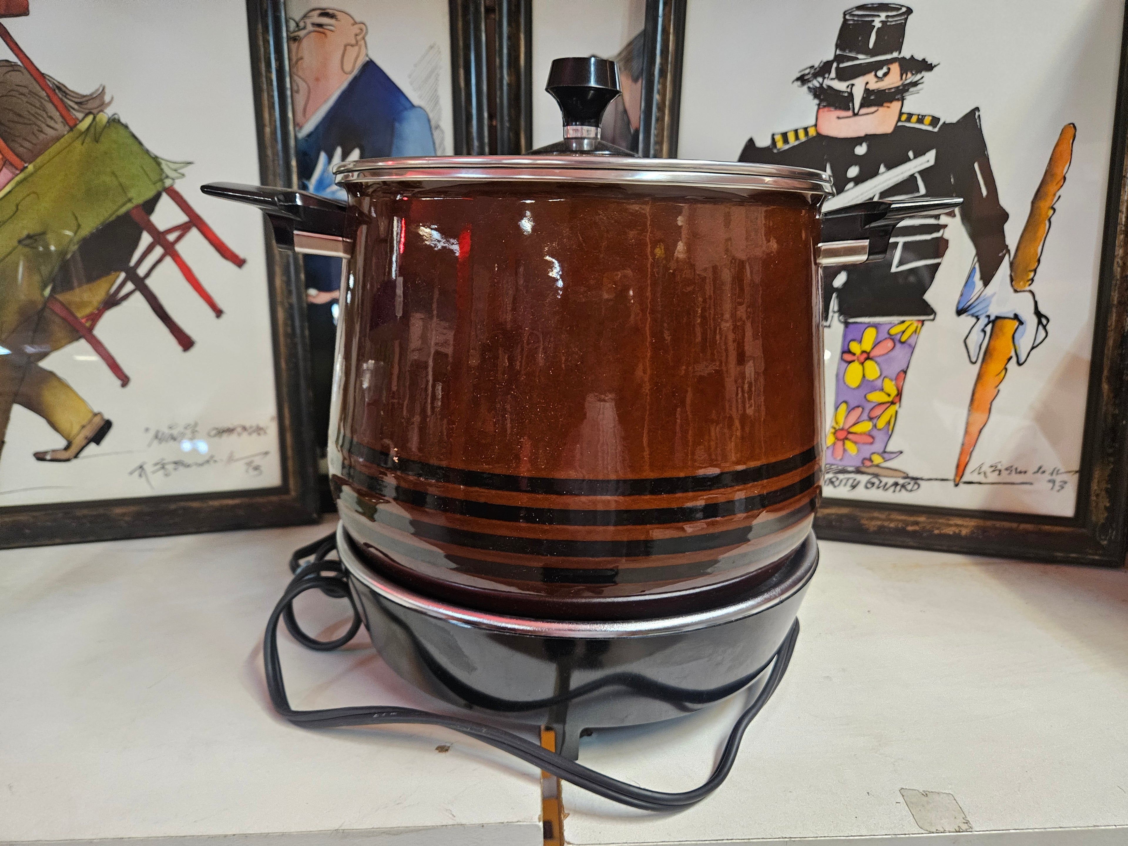 Vintage Brown Crock-Pot Slow Cooker Removable Stoneware Electric Cooker With Lid