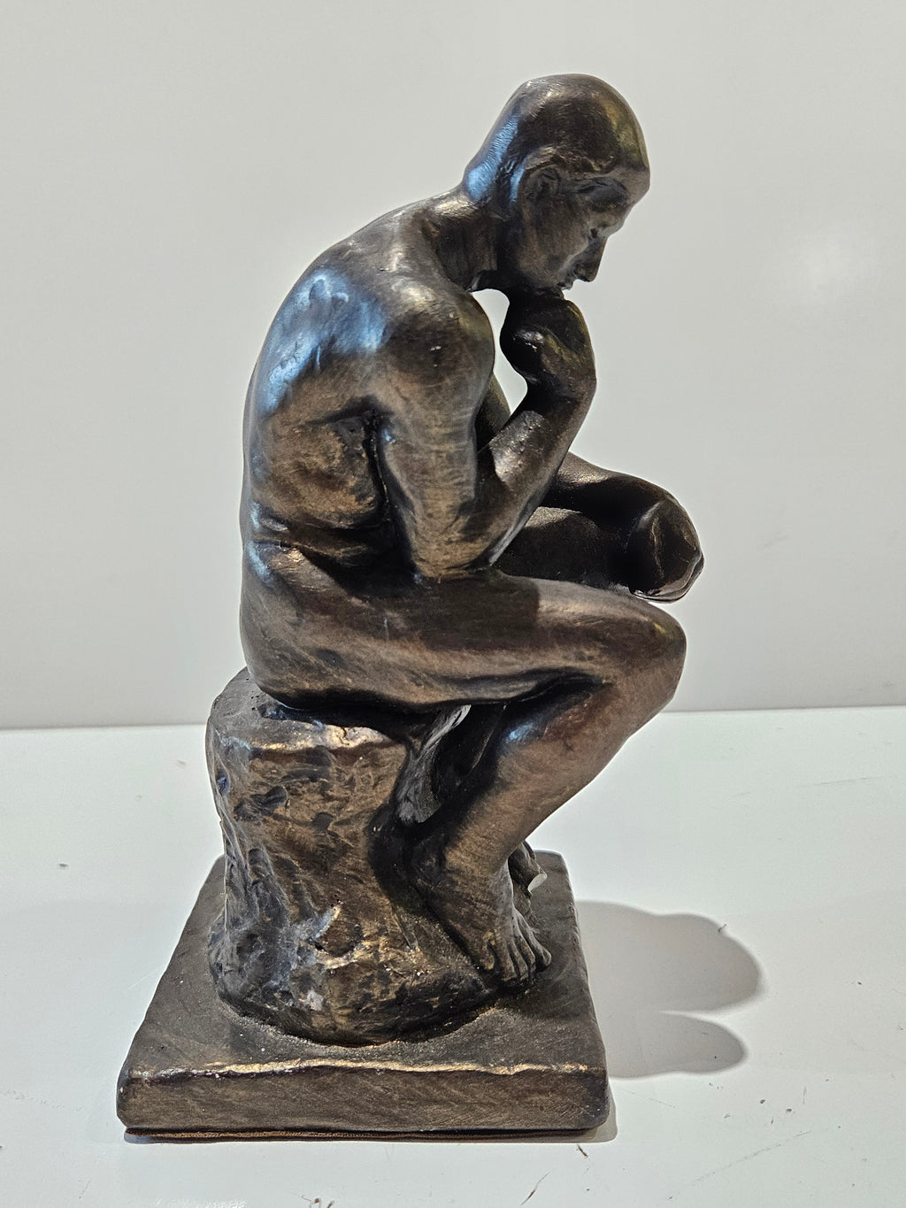 The Thinker Style Bronze Finish Sculpture Figurine Thailand Art Decor Statue