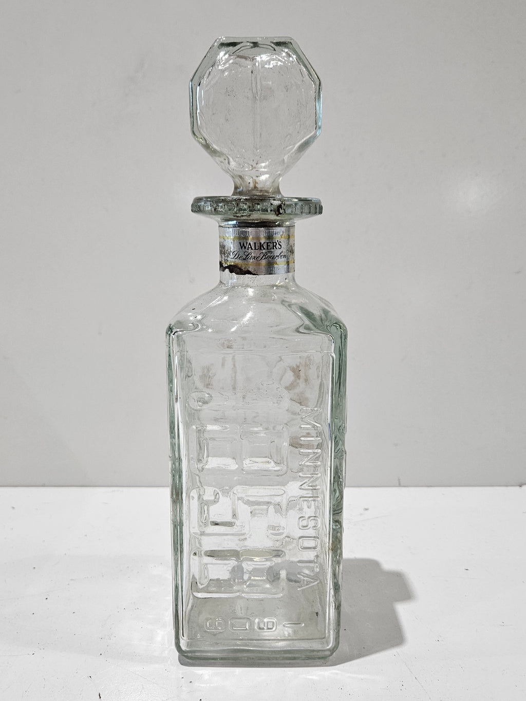 Vintage Hiram Walker's Deluxe Bourbon Embossed Glass Decanter Bottle With Stopper