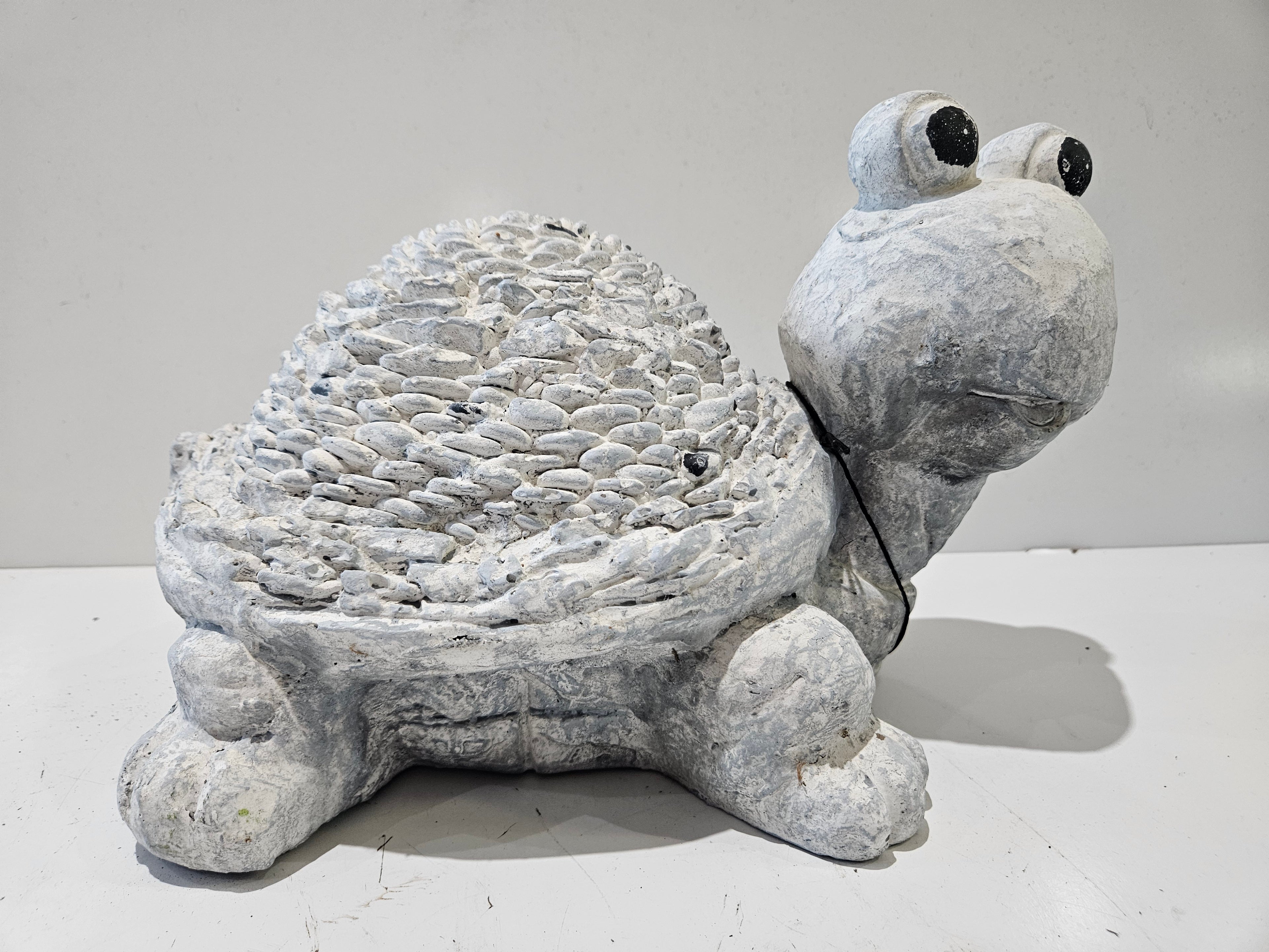 Rustic Turtle Garden Planter Statue Decorative Resin Outdoor Patio Yard Decor