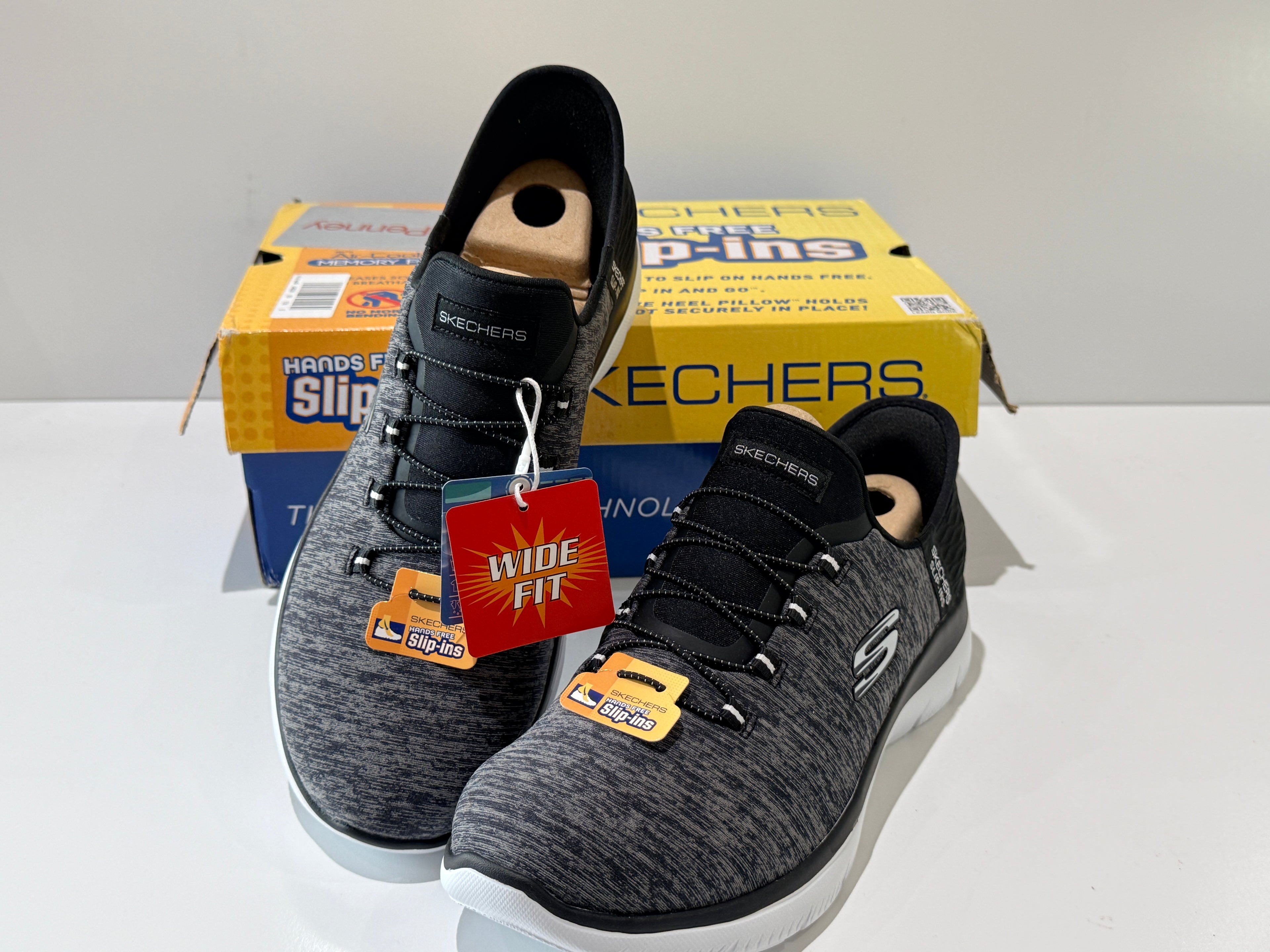 Skechers Hands Free Slip Ins Wide Fit Memory Foam Walking Shoes Mens