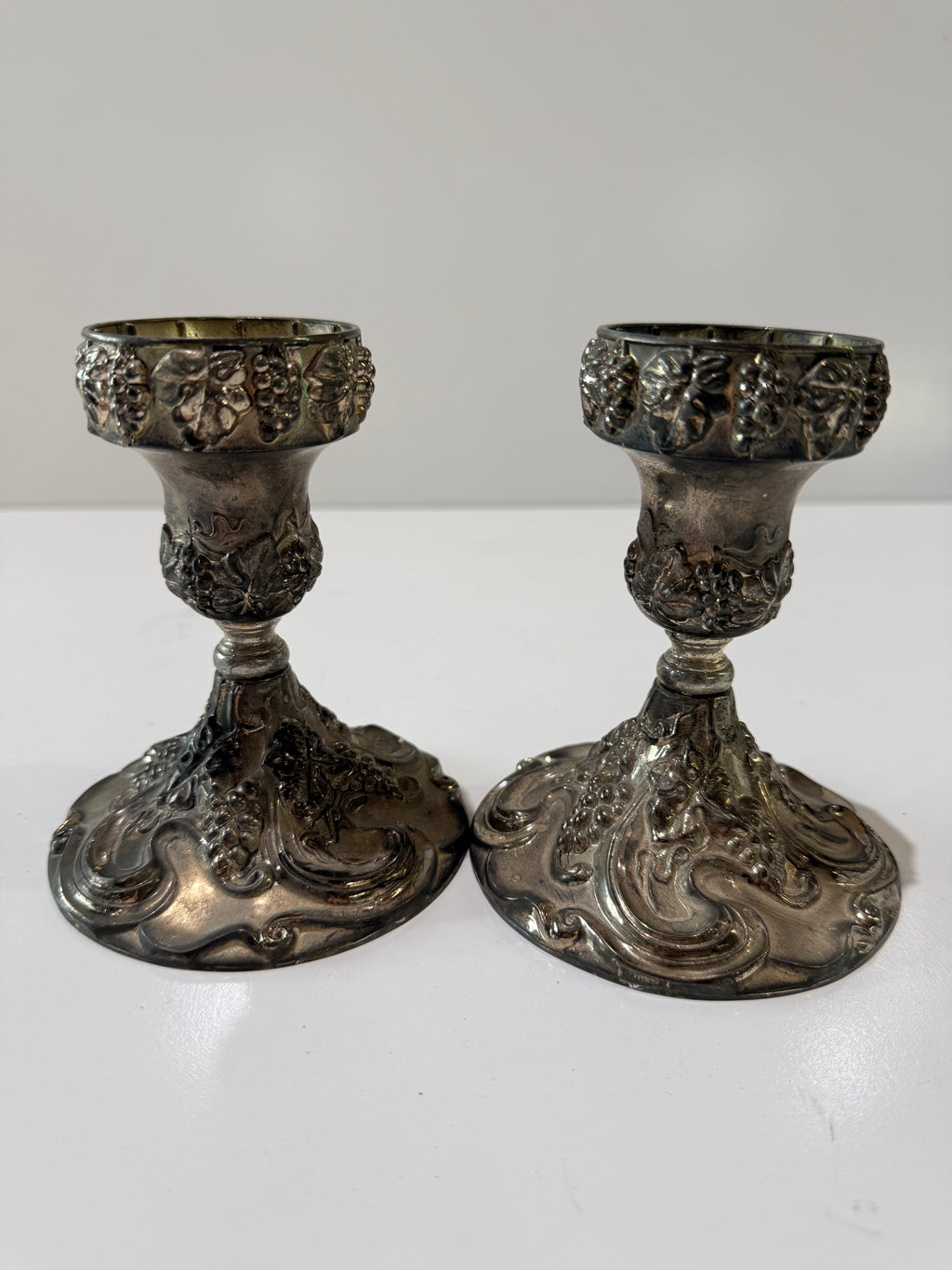 Vintage Godinger Silver Plate Grape Pattern Candlestick Holders Pair Ornate