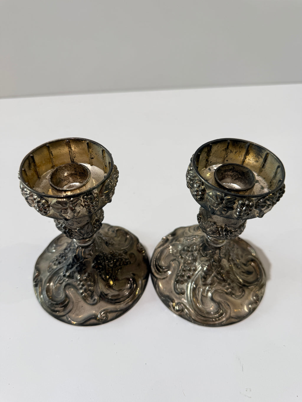 Vintage Godinger Silver Plate Grape Pattern Candlestick Holders Pair Ornate