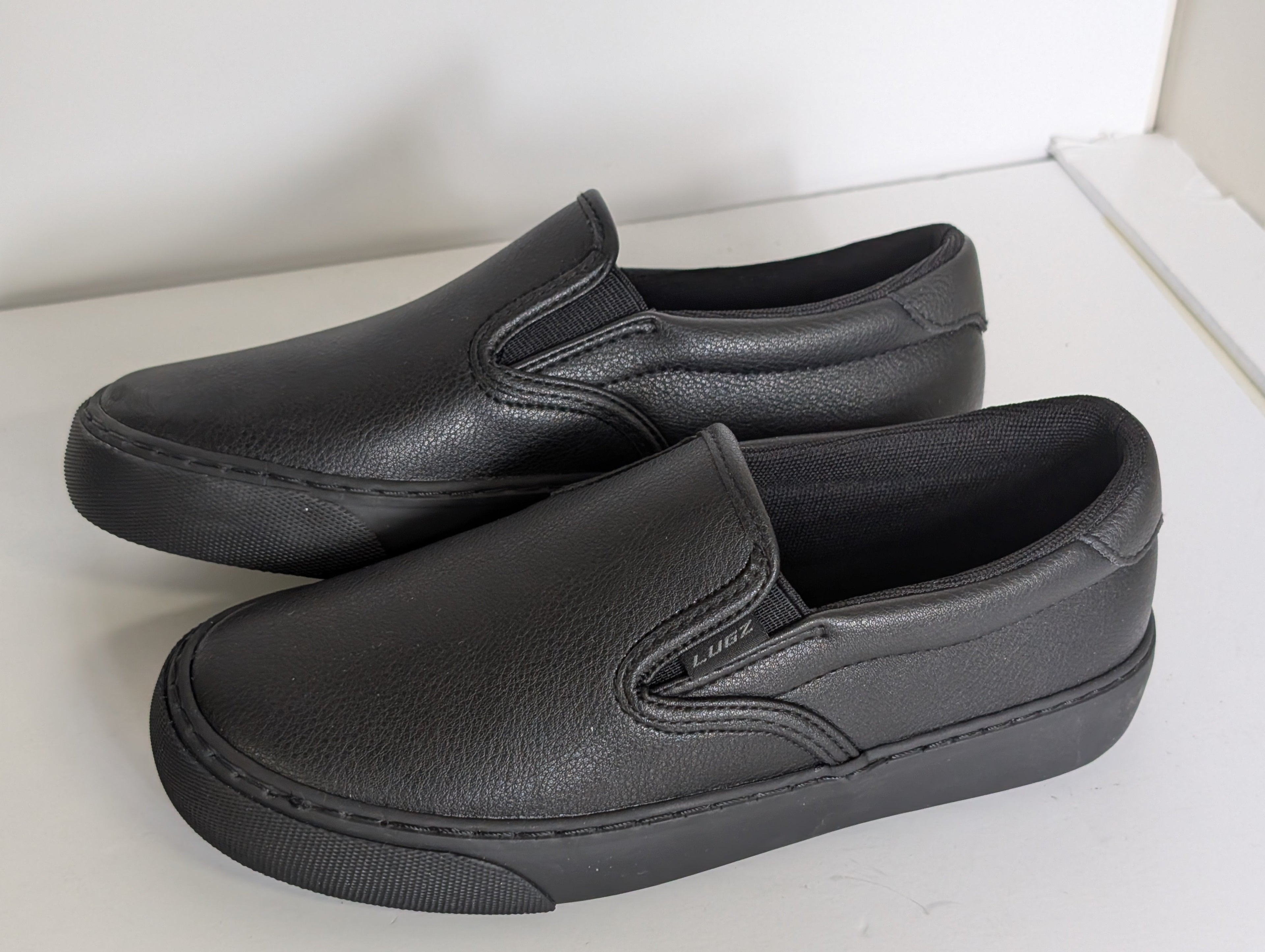 Lugz Clipper SR Wide Slip Resistant Black Leather Work Shoes Women’s 6.5W
