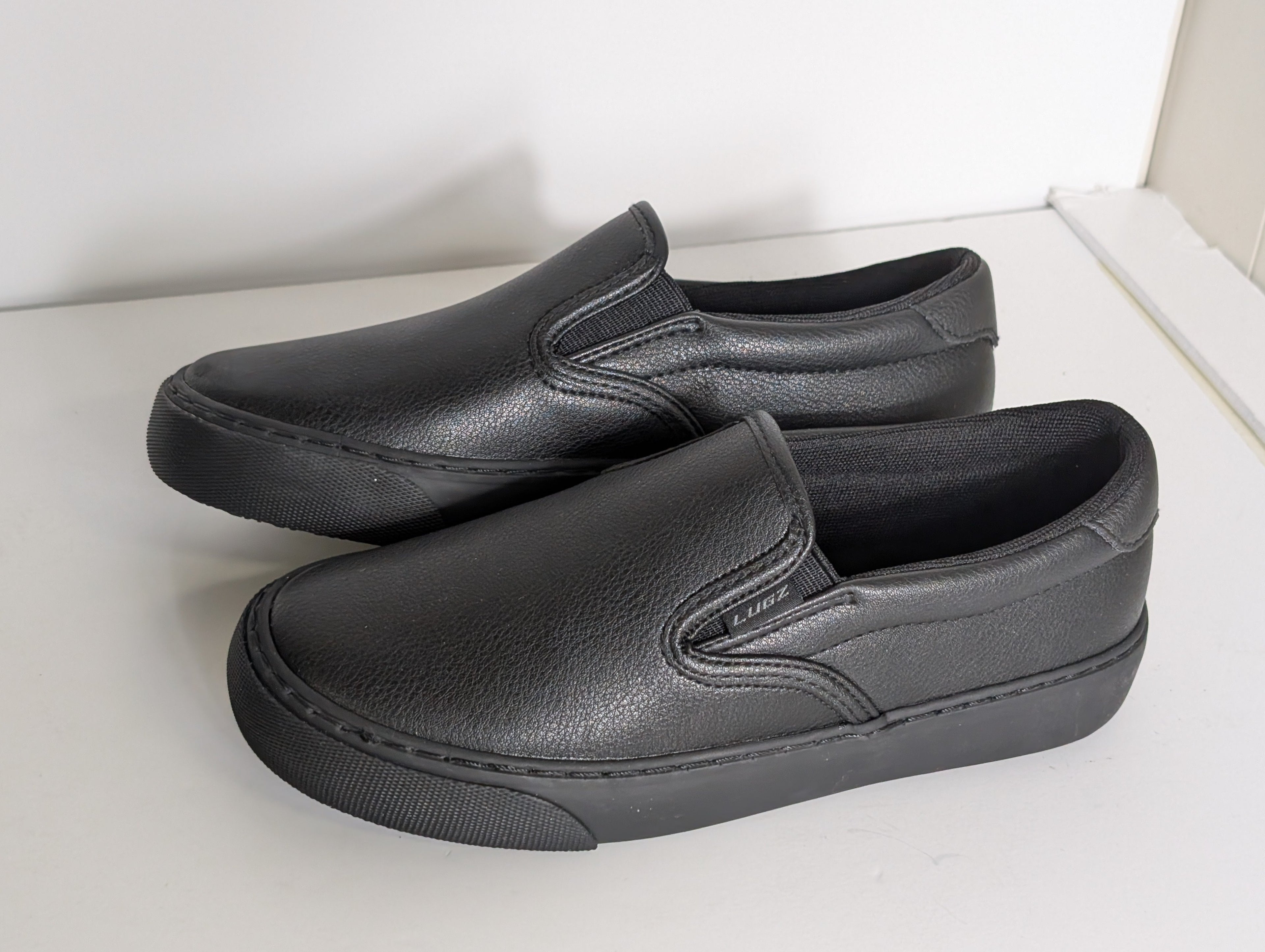 Lugz Clipper SR Wide Slip Resistant Black Leather Work Shoes Women’s 6.5W