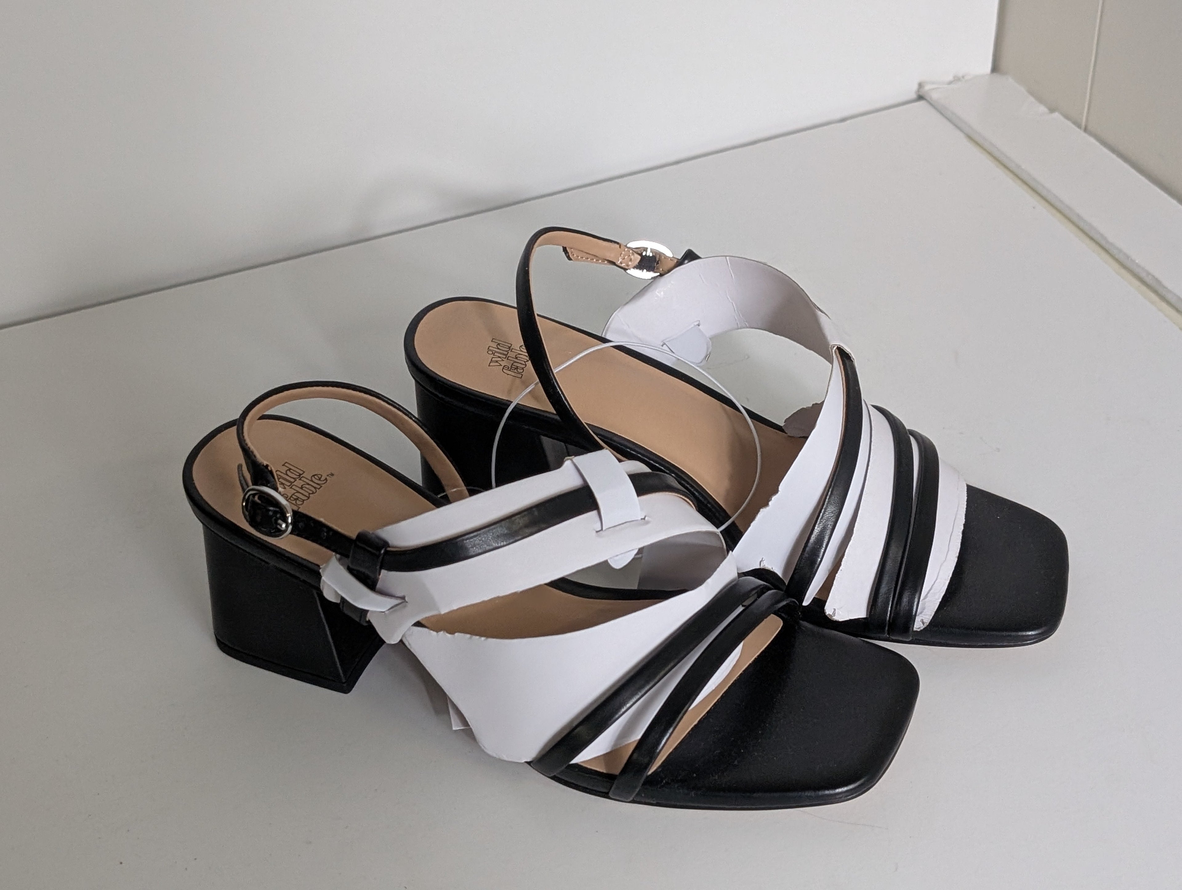 Wild Fable Black Strappy Block Heel Sandals Women’s Size 6.5 New with Tags
