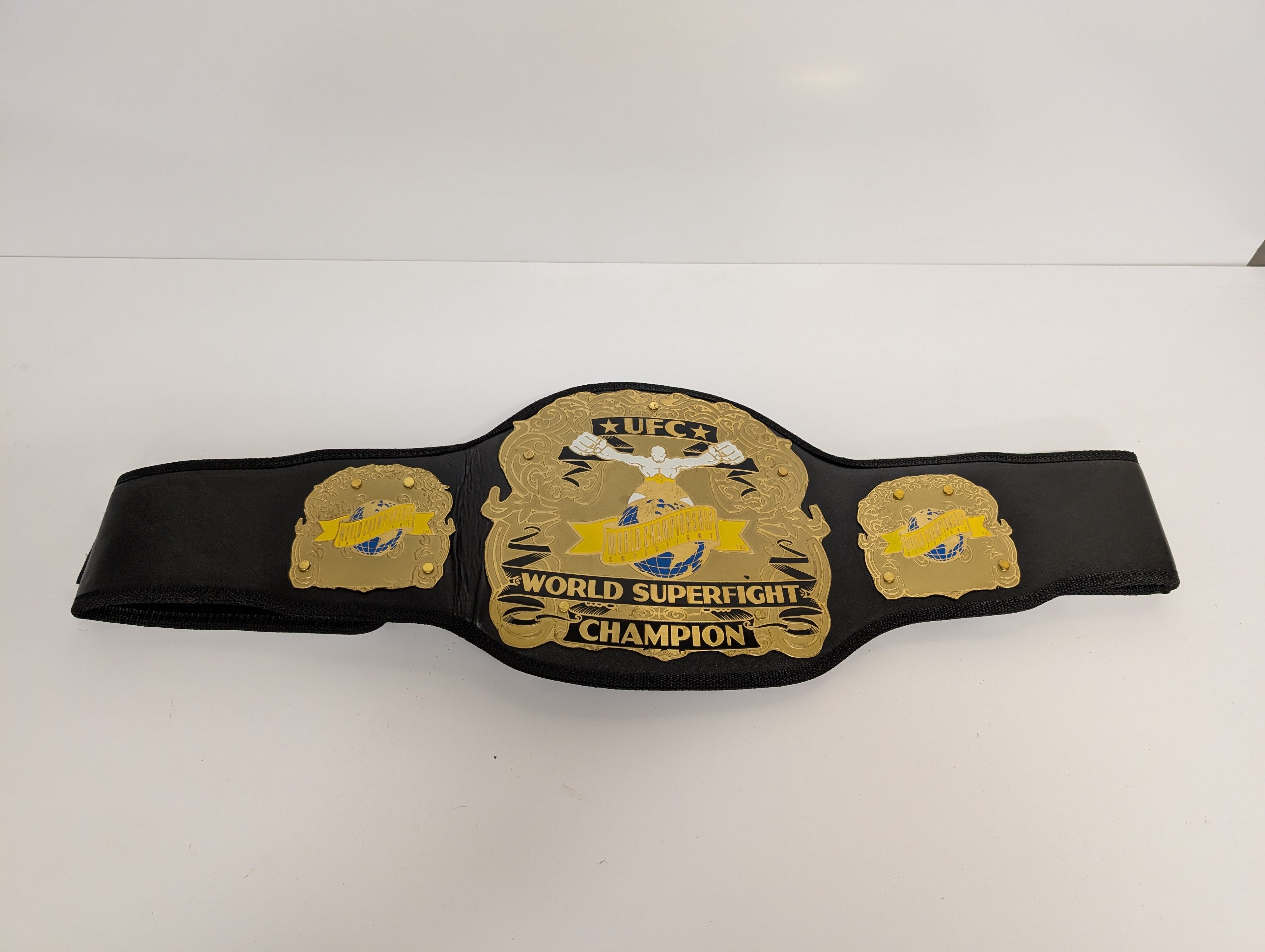 Royce Gracie Signed UFC World Superfight Championship Belt Beckett Witnessed Autograph (Vintage)