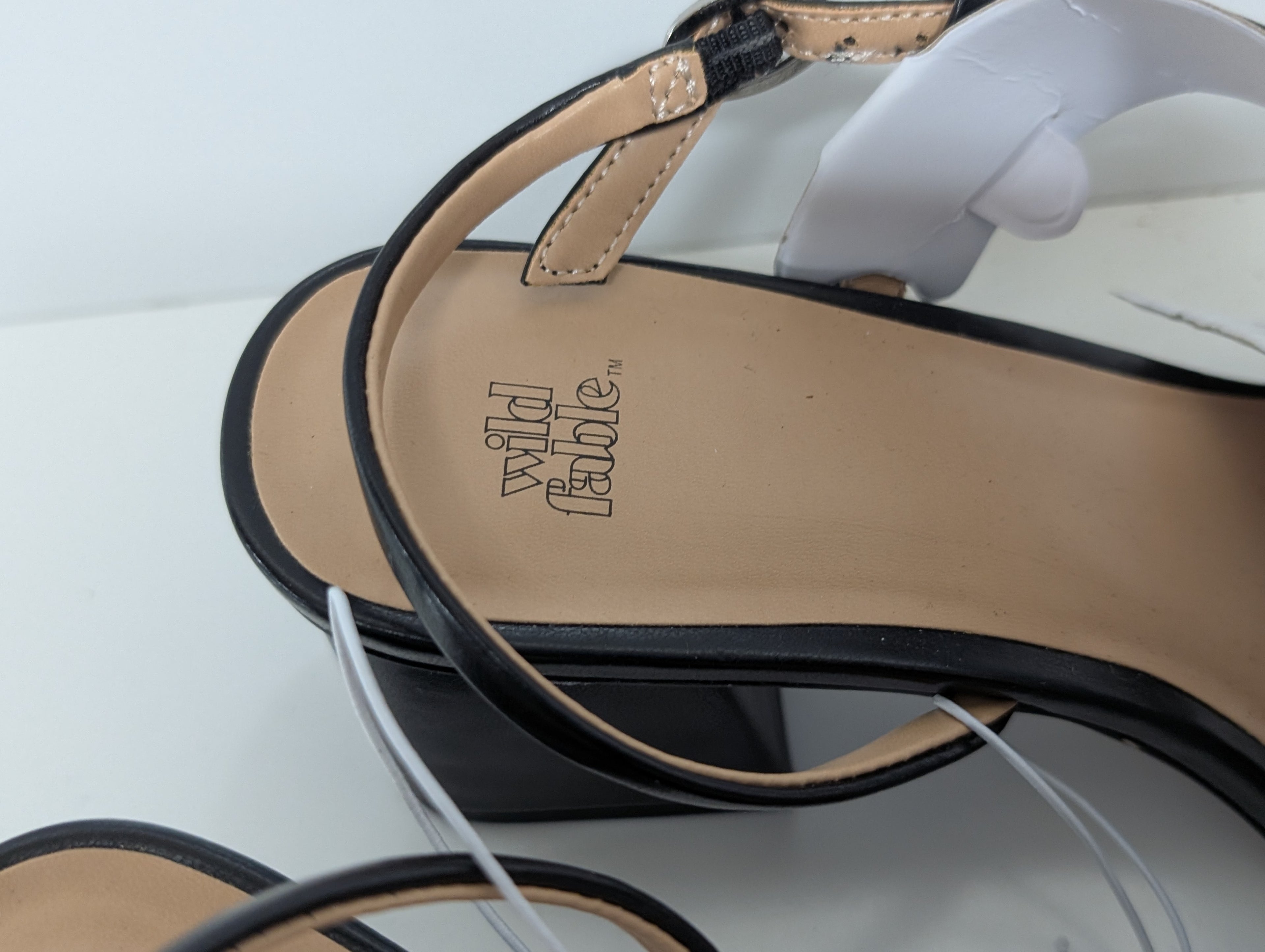 Wild Fable “Blaire” Black Strappy Block Heel Sandals – Size 6.5 (New in Box)
