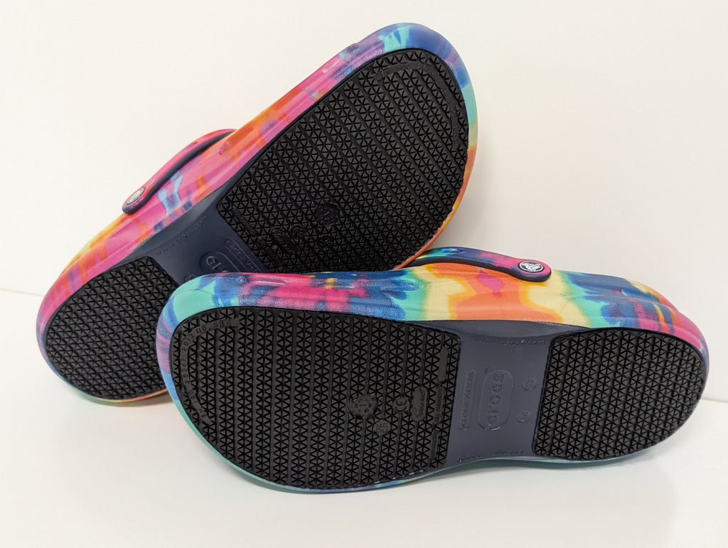 Crocs Bistro Graphic Clog Unisex Tie-Dye Slip Resistant Work Shoes (New, Size M13)