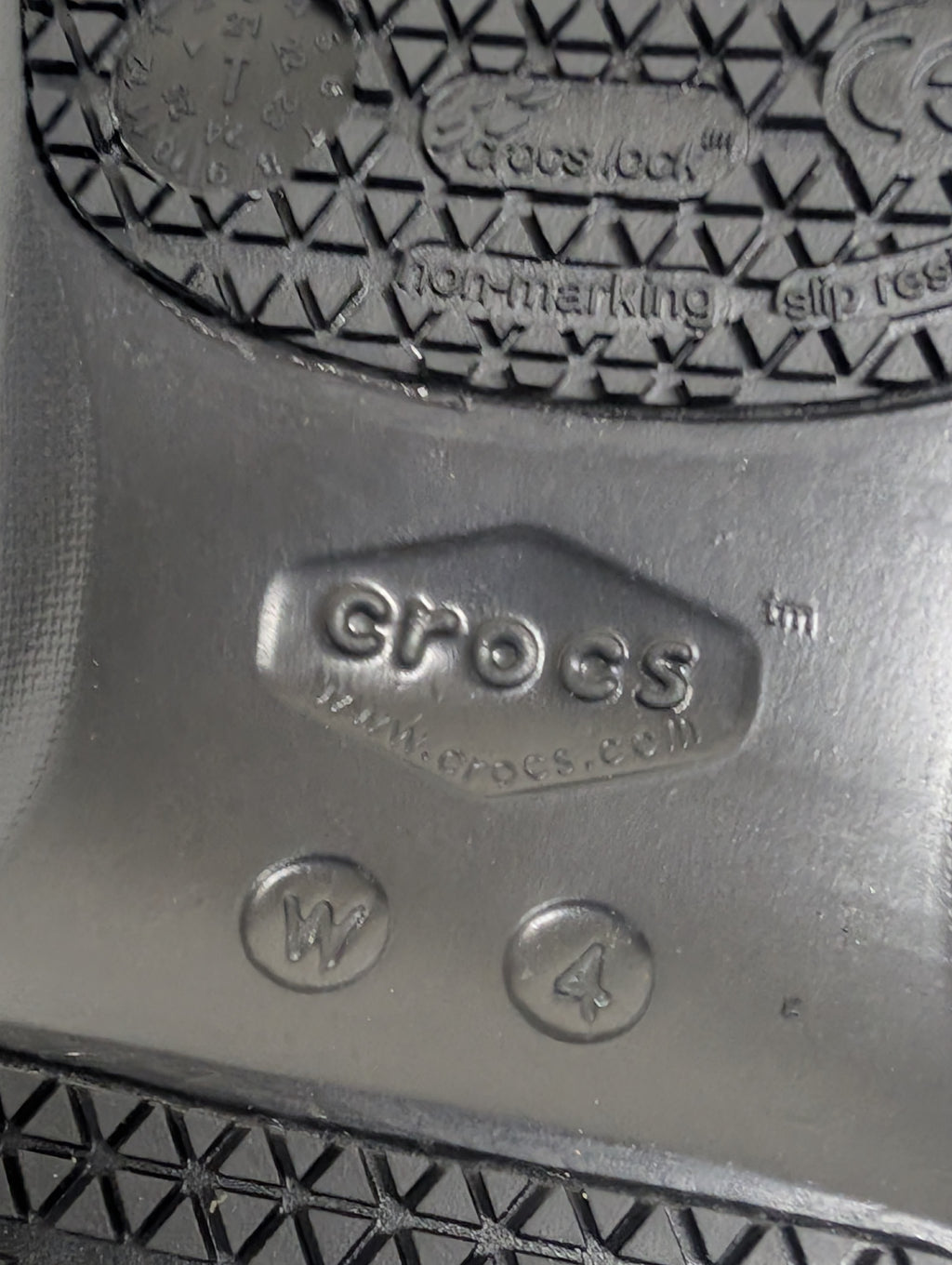 Crocs Neria Pro II Graphic Clog Women’s Size 4 – Black Leopard Print (New)
