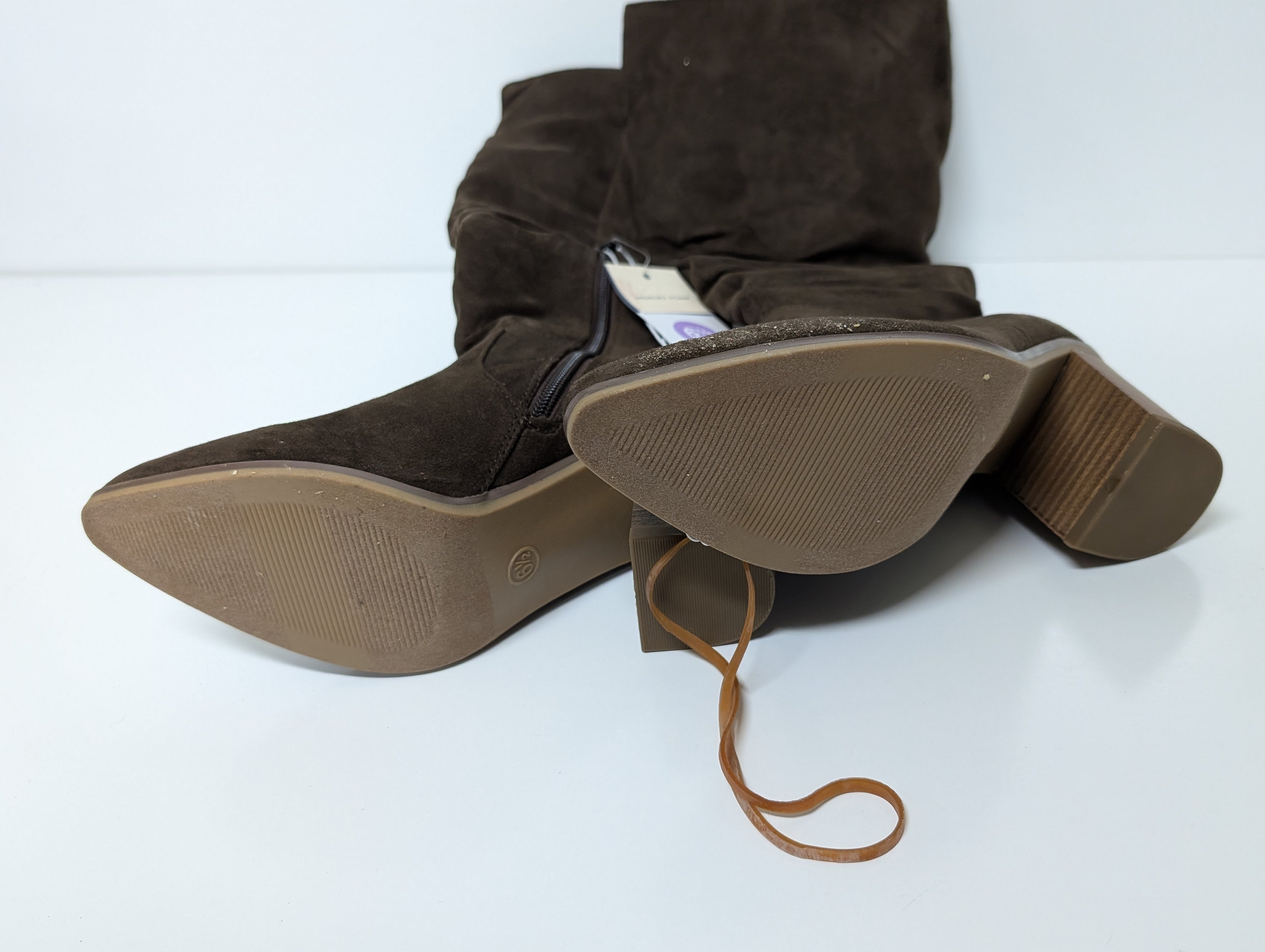 Universal Thread Junie Women’s Brown Slouch Boots Size 6.5 with Memory Foam
