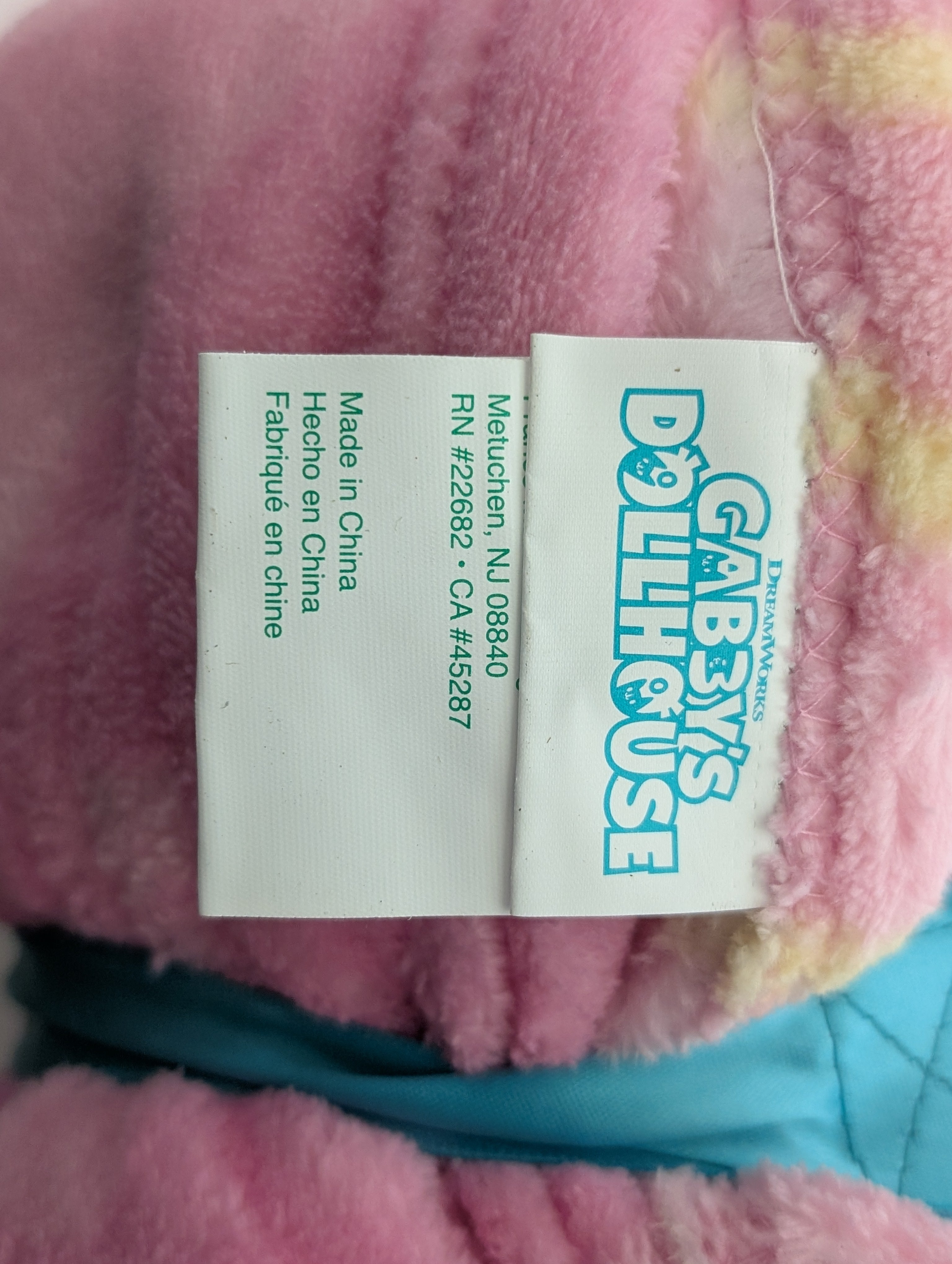 DreamWorks Gabby’s Dollhouse Plush Throw Blanket by Franco Manufacturing (Pink, 100% Polyester)