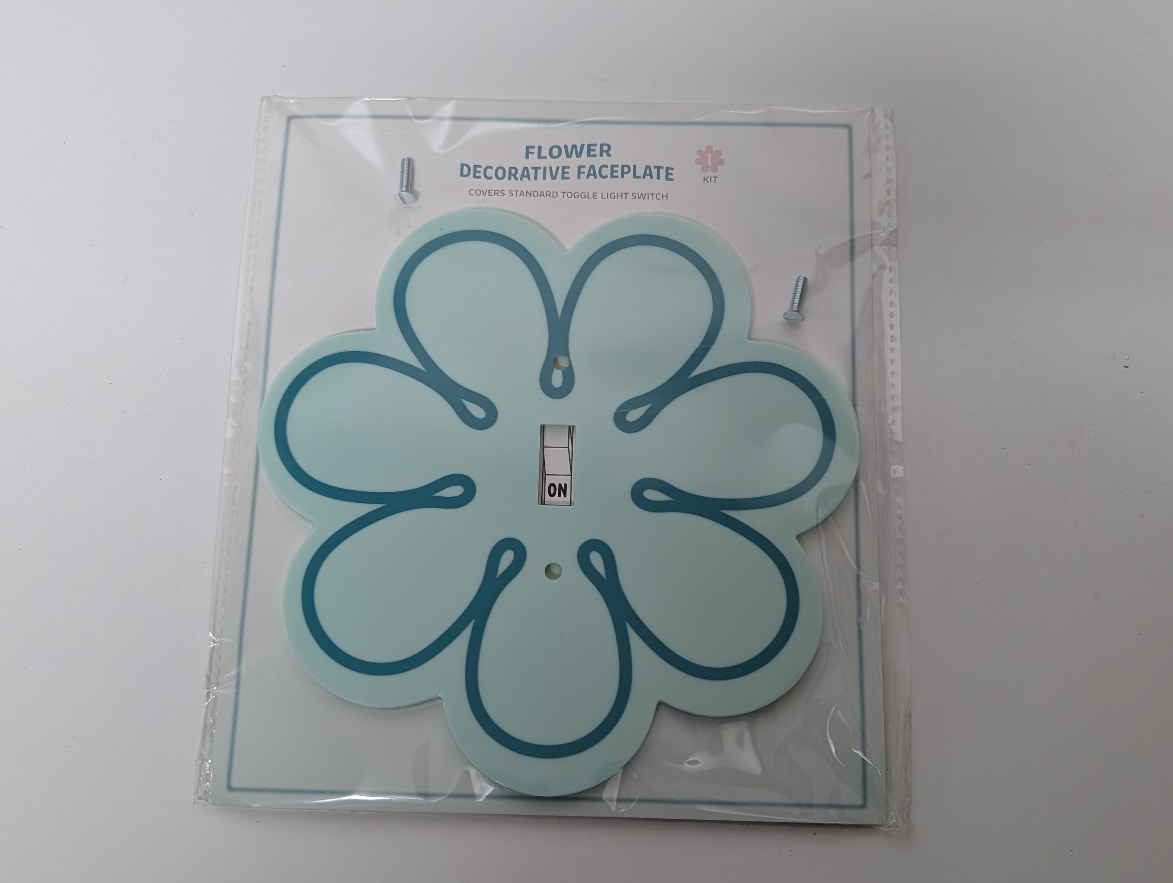 Flower Decorative Light Switch Faceplate Kit Blue Accent Wall Cover (New, Sealed)