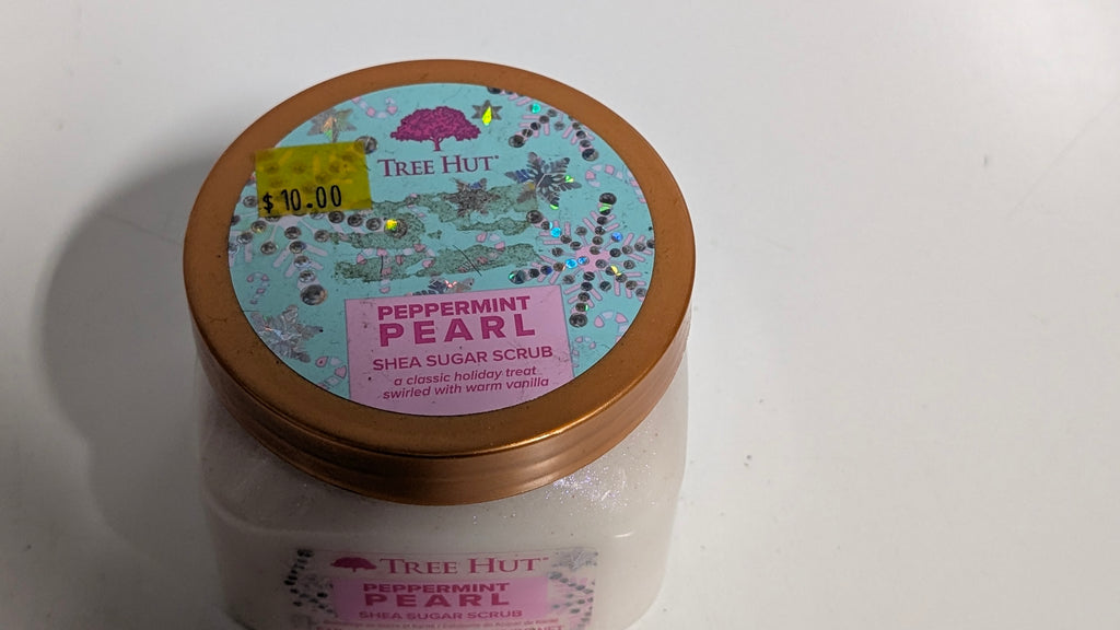 Tree Hut Peppermint Pearl Shea Sugar Scrub 18 Oz Holiday Body Care Exfoliant