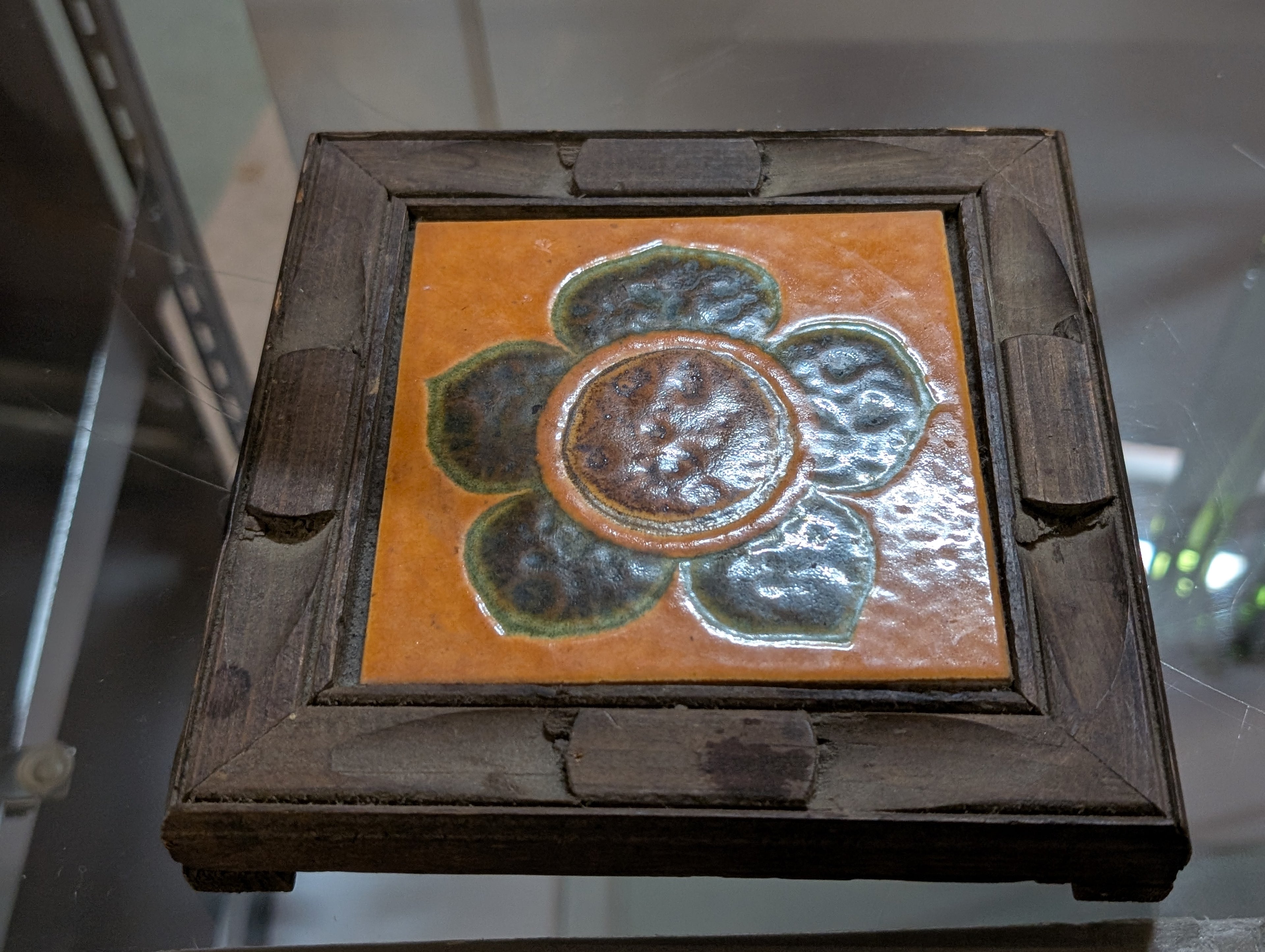 Vintage Framed Ceramic Floral Tile Trivet Rustic Arts Crafts Decor Display Piece