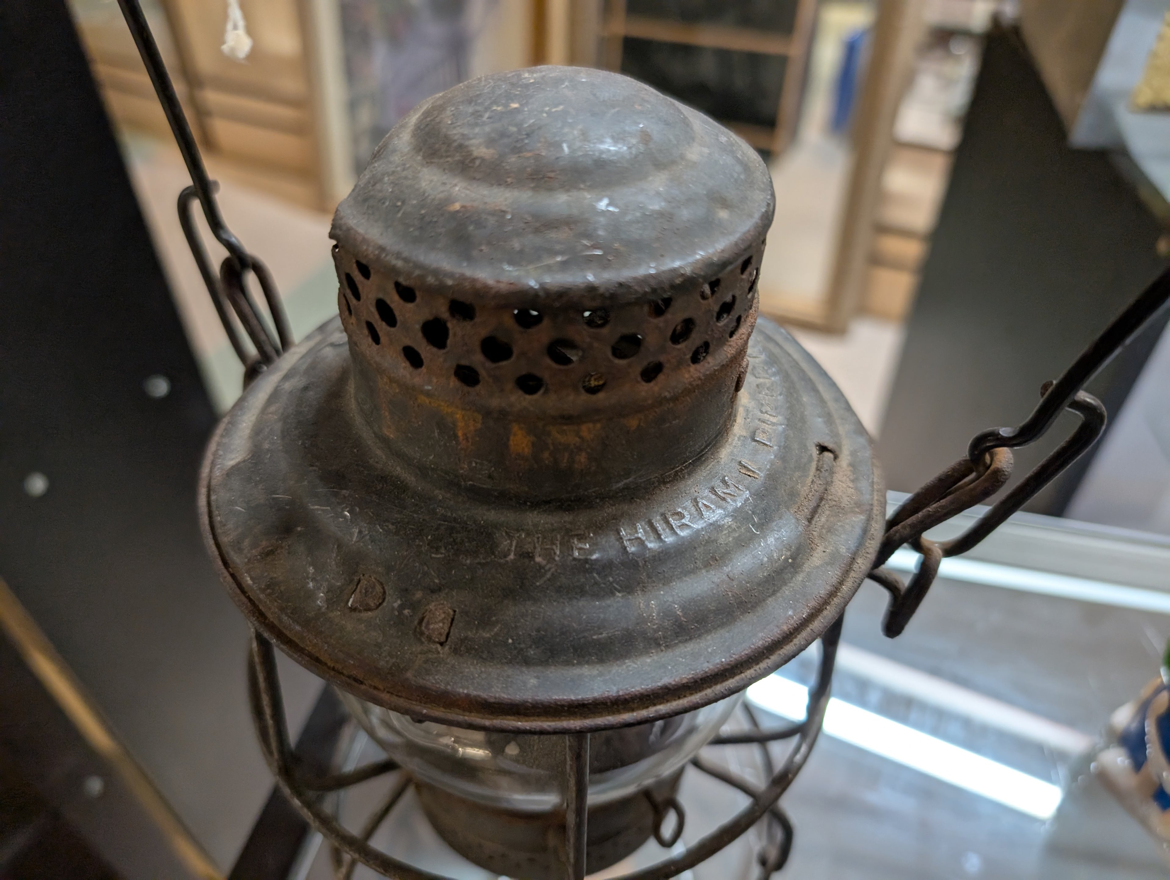 Vintage Canadian National Railroad Lantern Hiram Co. Steel Glass Display Piece