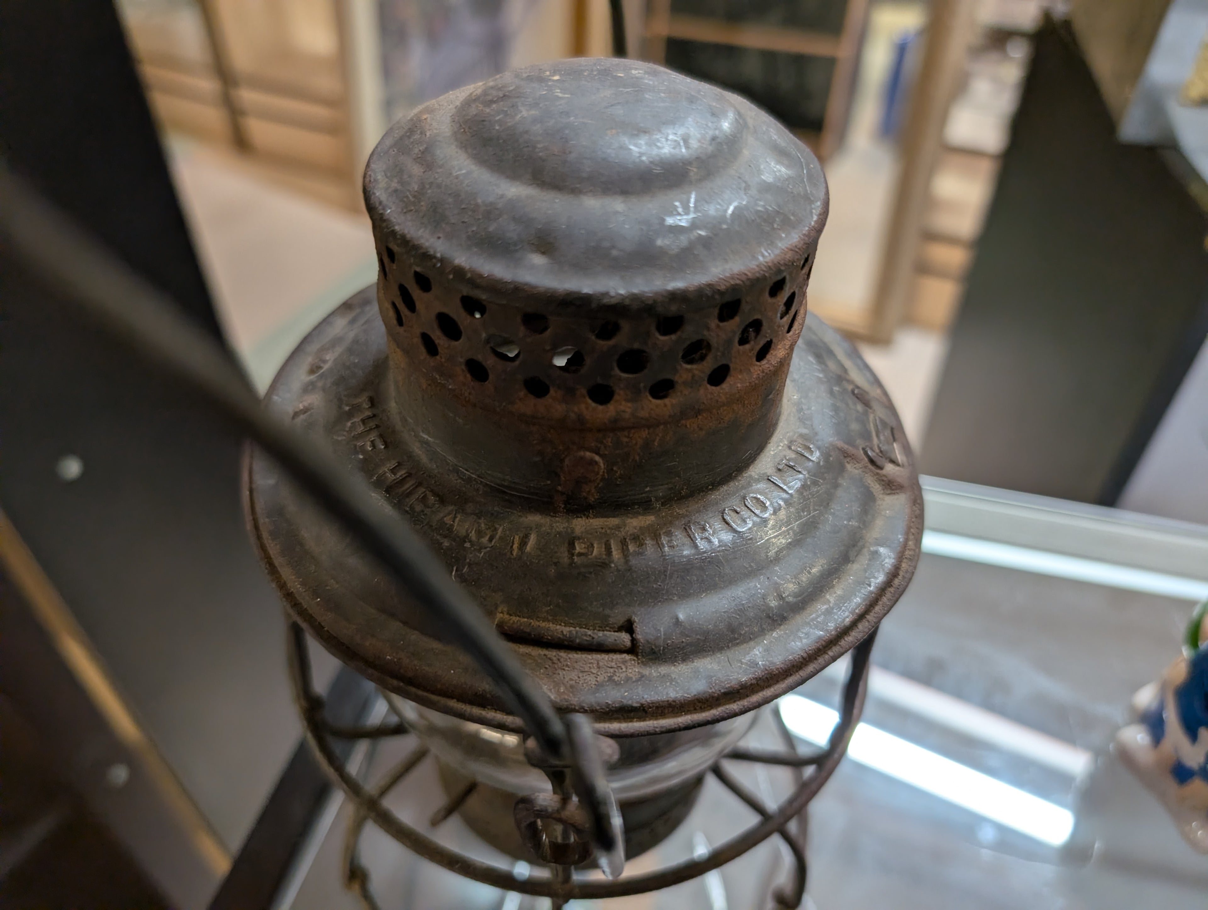 Vintage Canadian National Railroad Lantern Hiram Co. Steel Glass Display Piece
