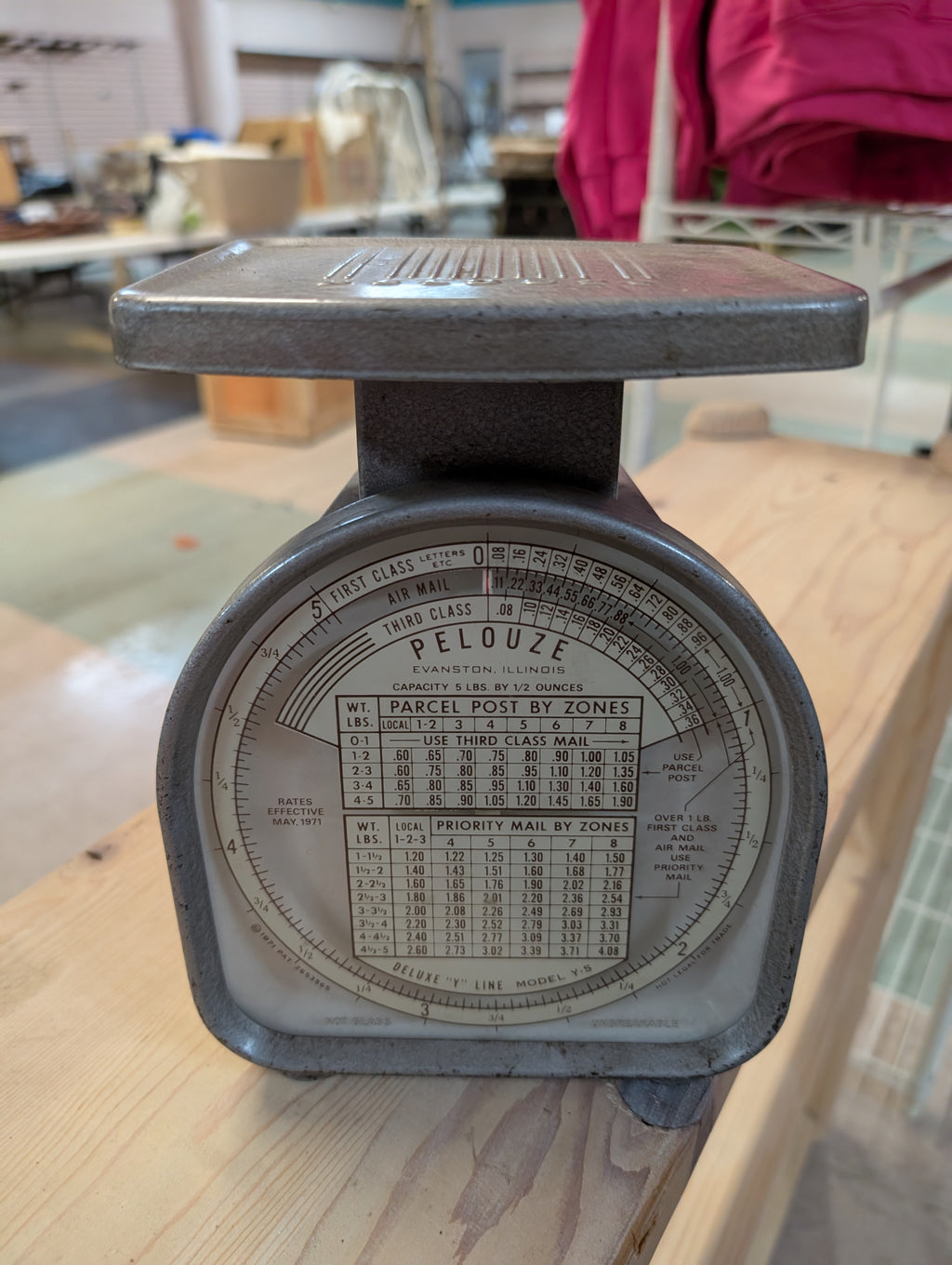 Vintage Pelouze Parcel Post Postal Scale Model Y-5 Metal Countertop Display