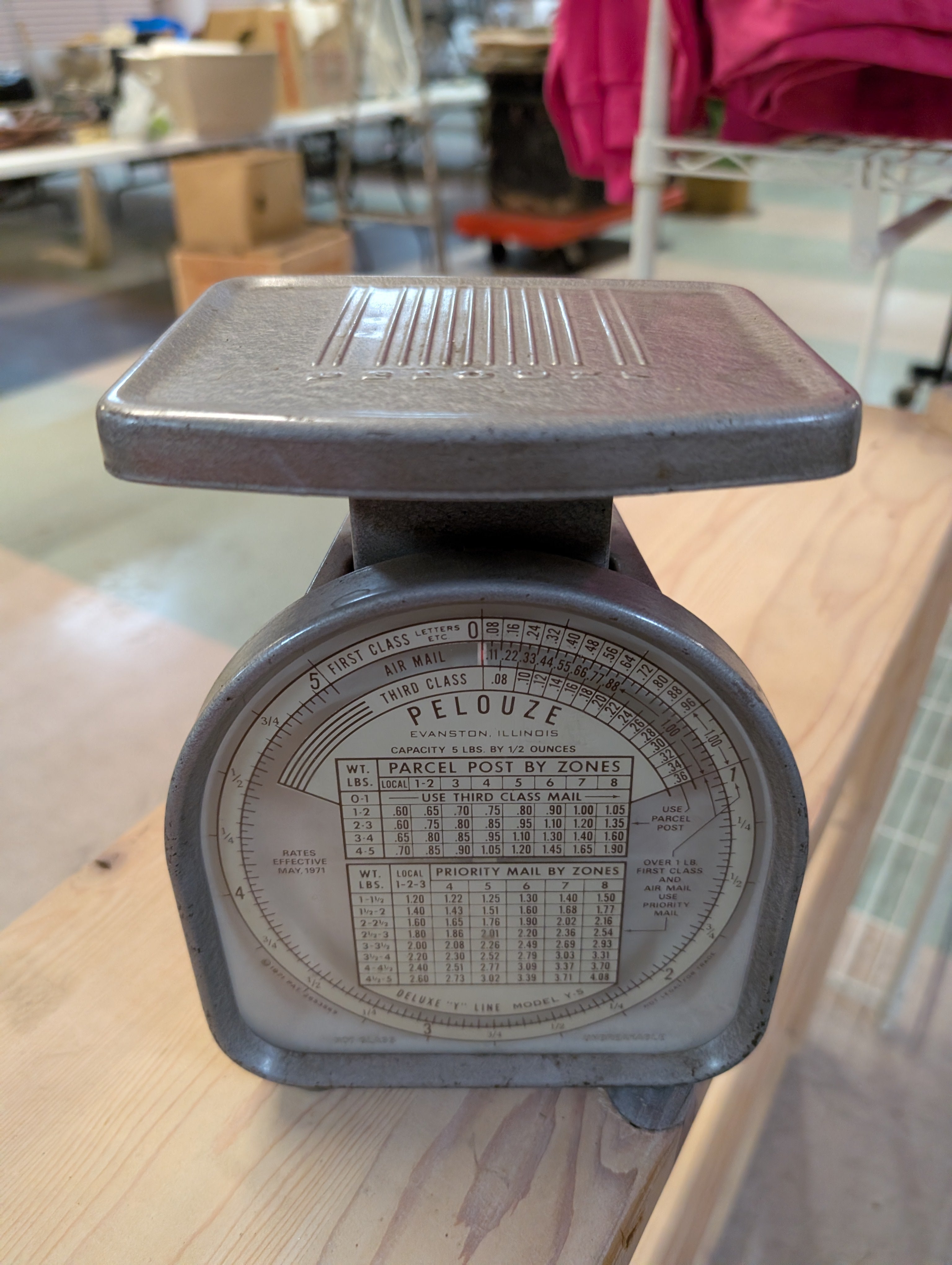 Vintage Pelouze Parcel Post Postal Scale Model Y-5 Metal Countertop Display