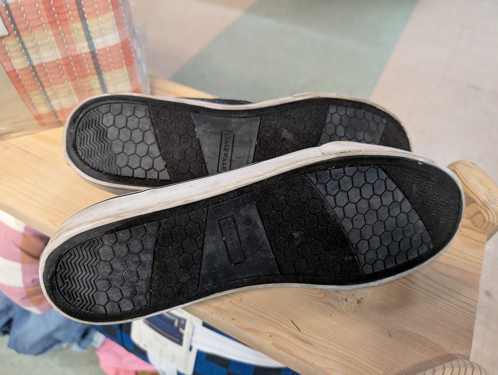 Airwalk Mens Black Canvas Low Top Skate Sneakers Size 13 Casual Streetwear