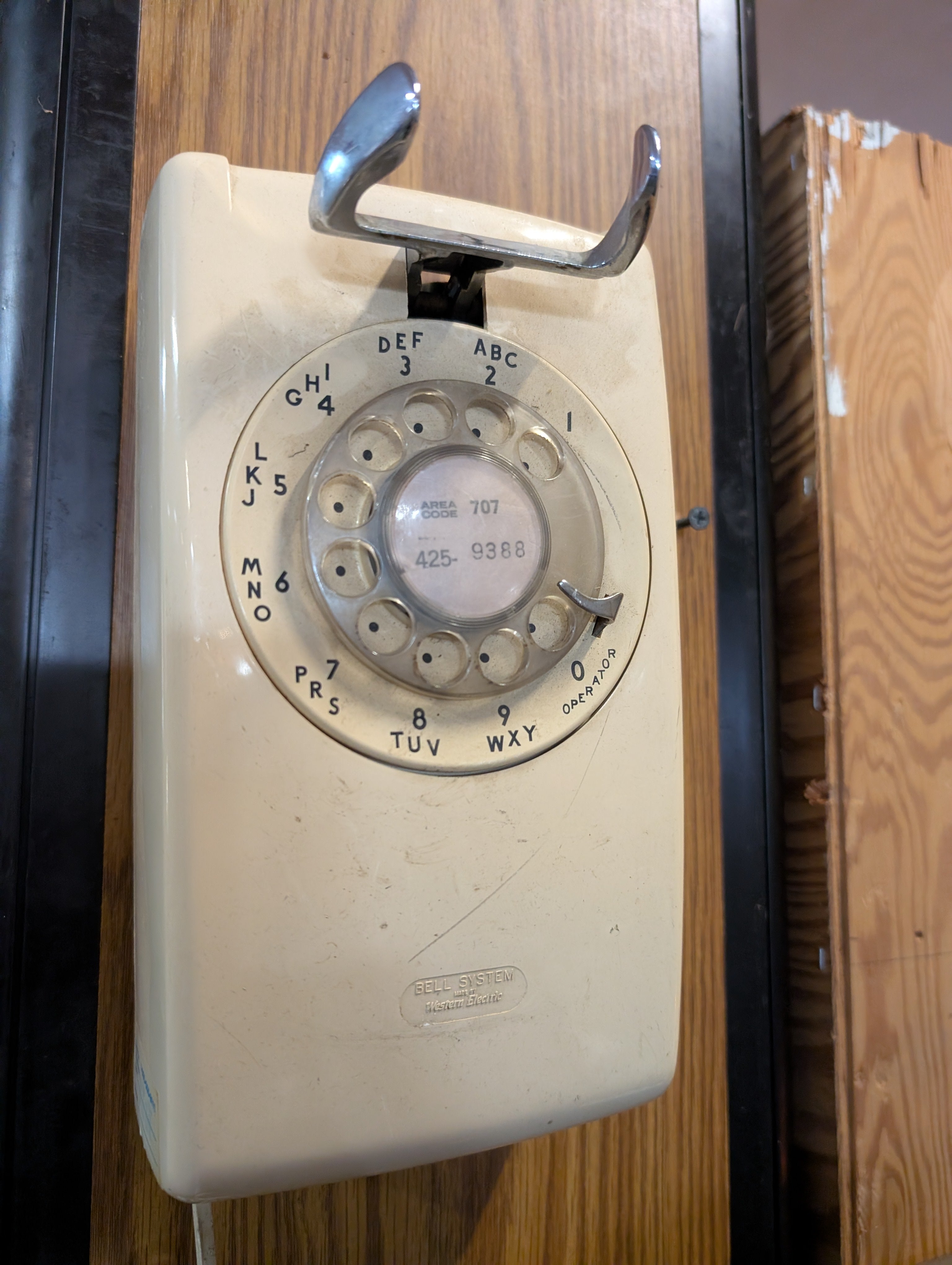 Vintage Bell System Western Electric Rotary Wall Telephone Ivory Working Classic