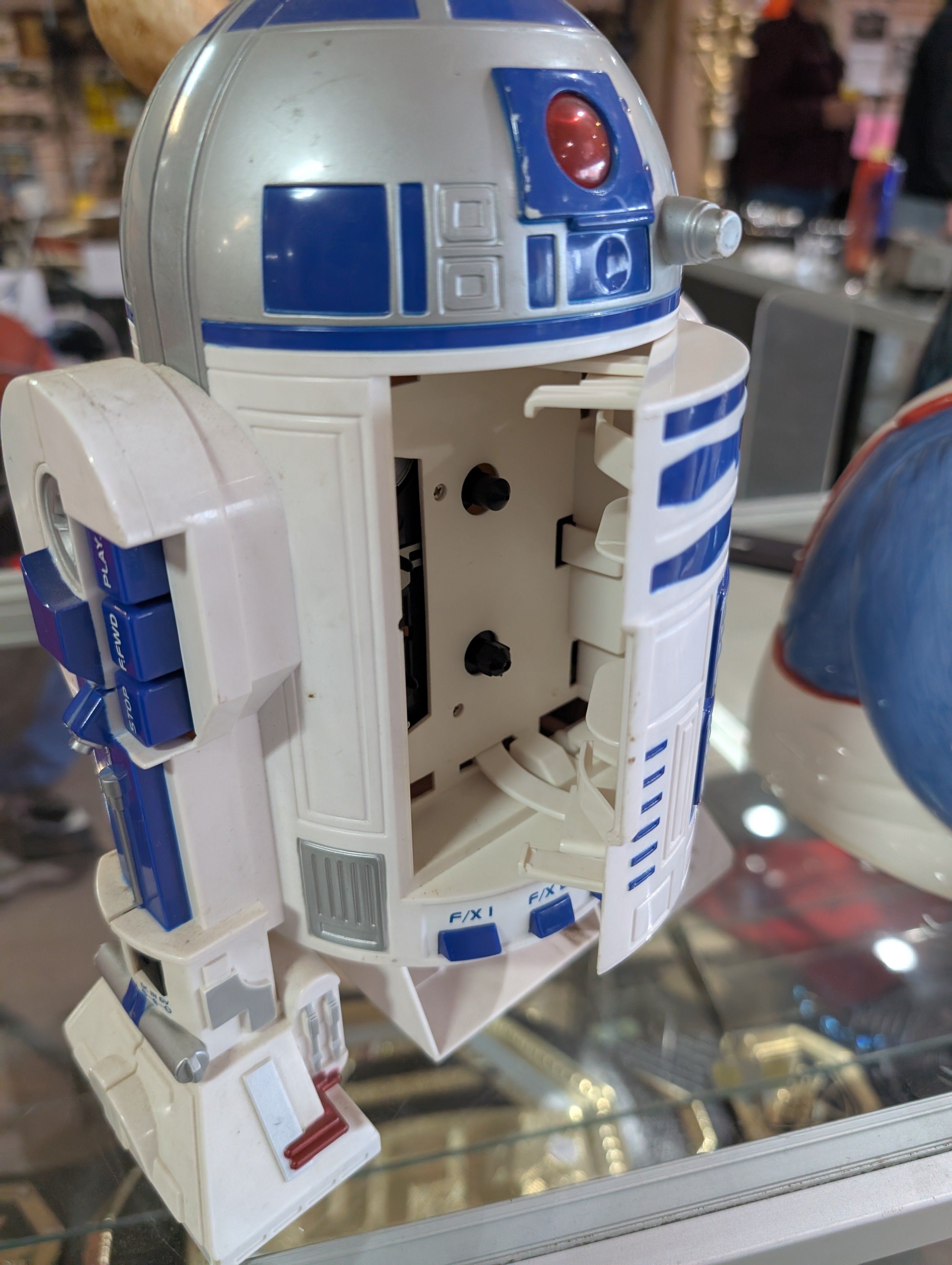 Vintage 1997 Star Wars R2-D2 Cassette Player Data Droid Tiger Electronics Toy