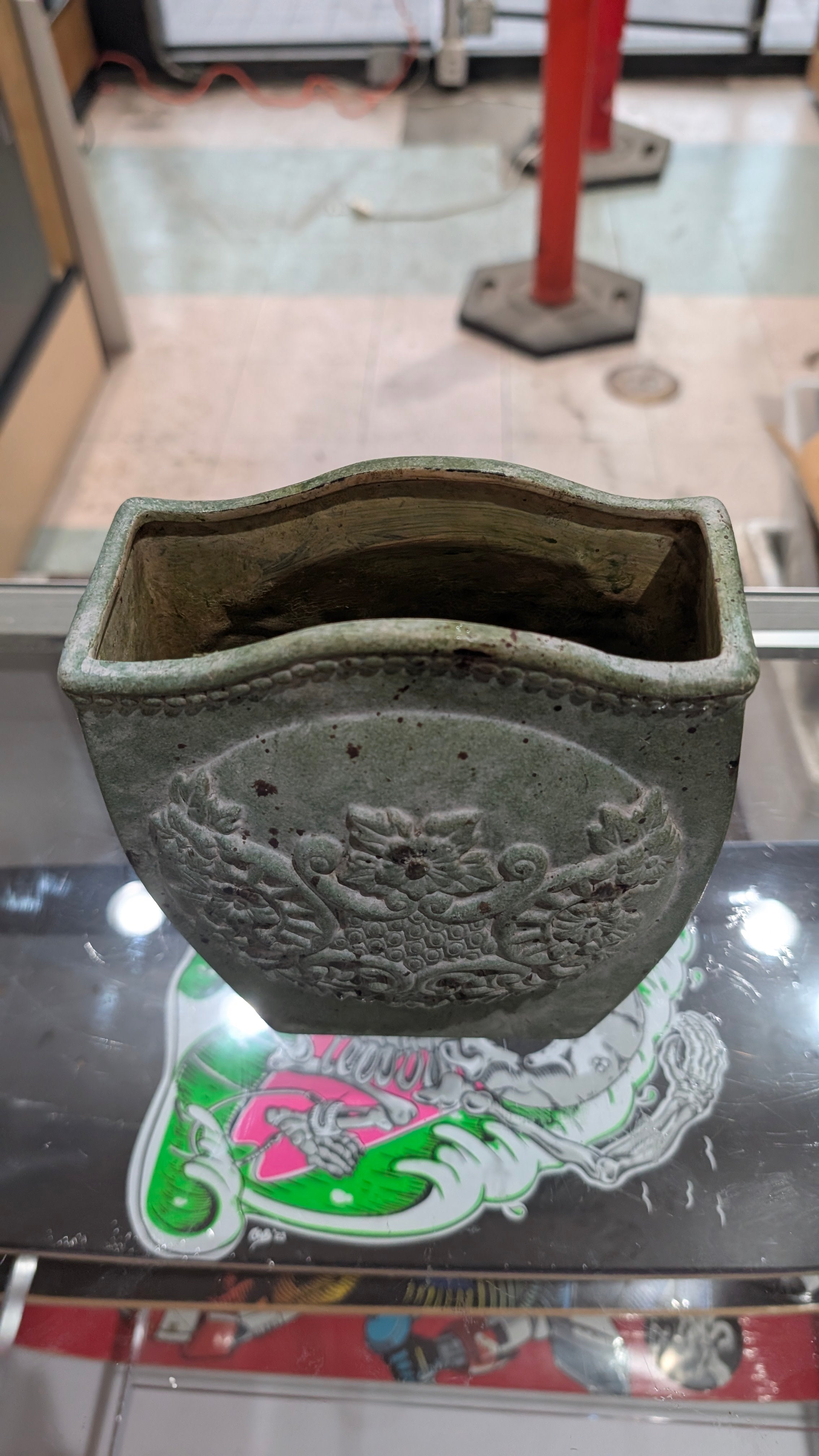 Vintage Green Ceramic Floral Relief Planter Vase Decorative Home Decor Accent