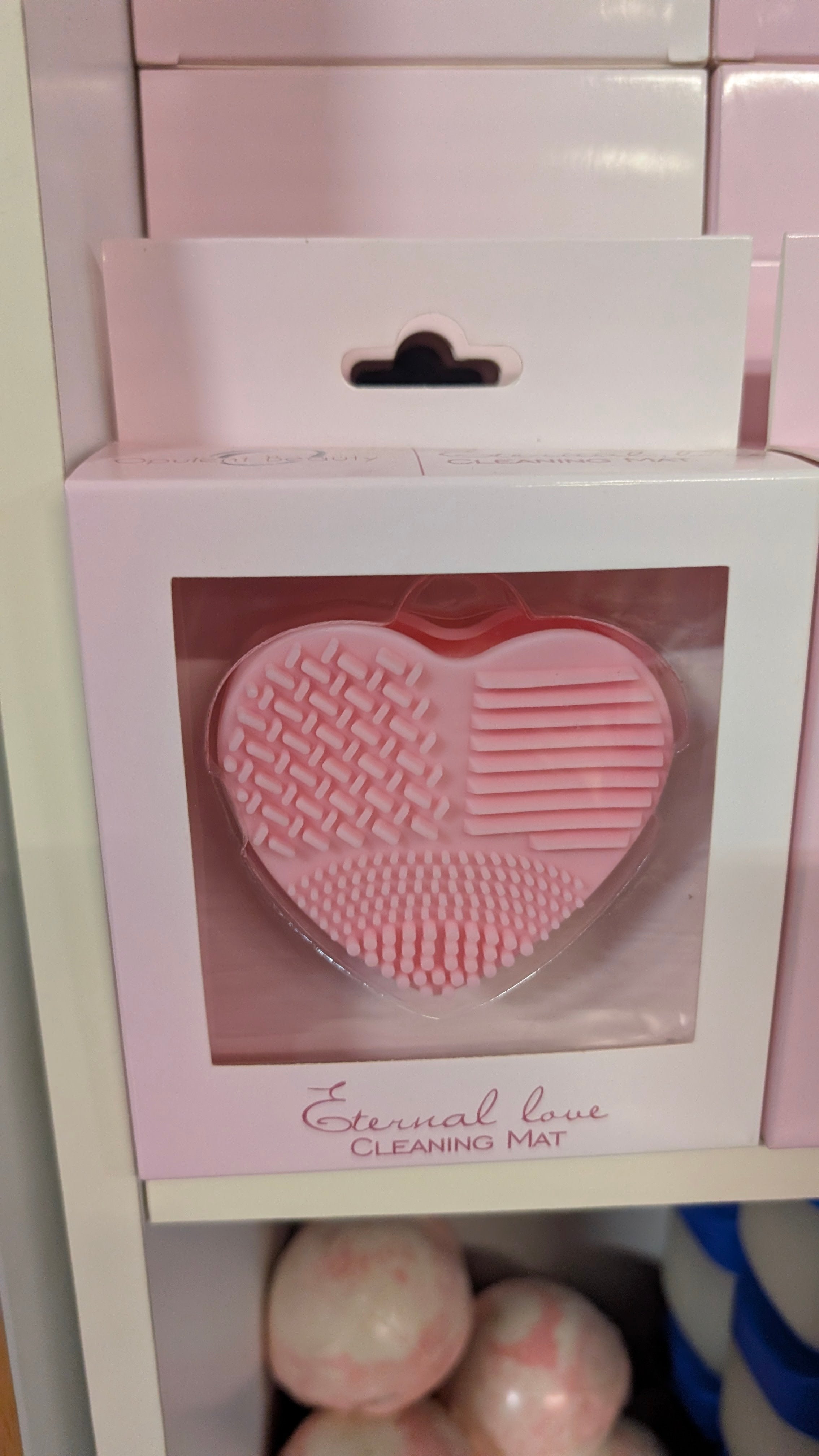 Eternal Love Silicone Makeup Brush Cleaning Mat Cosmetic Skincare Accessory