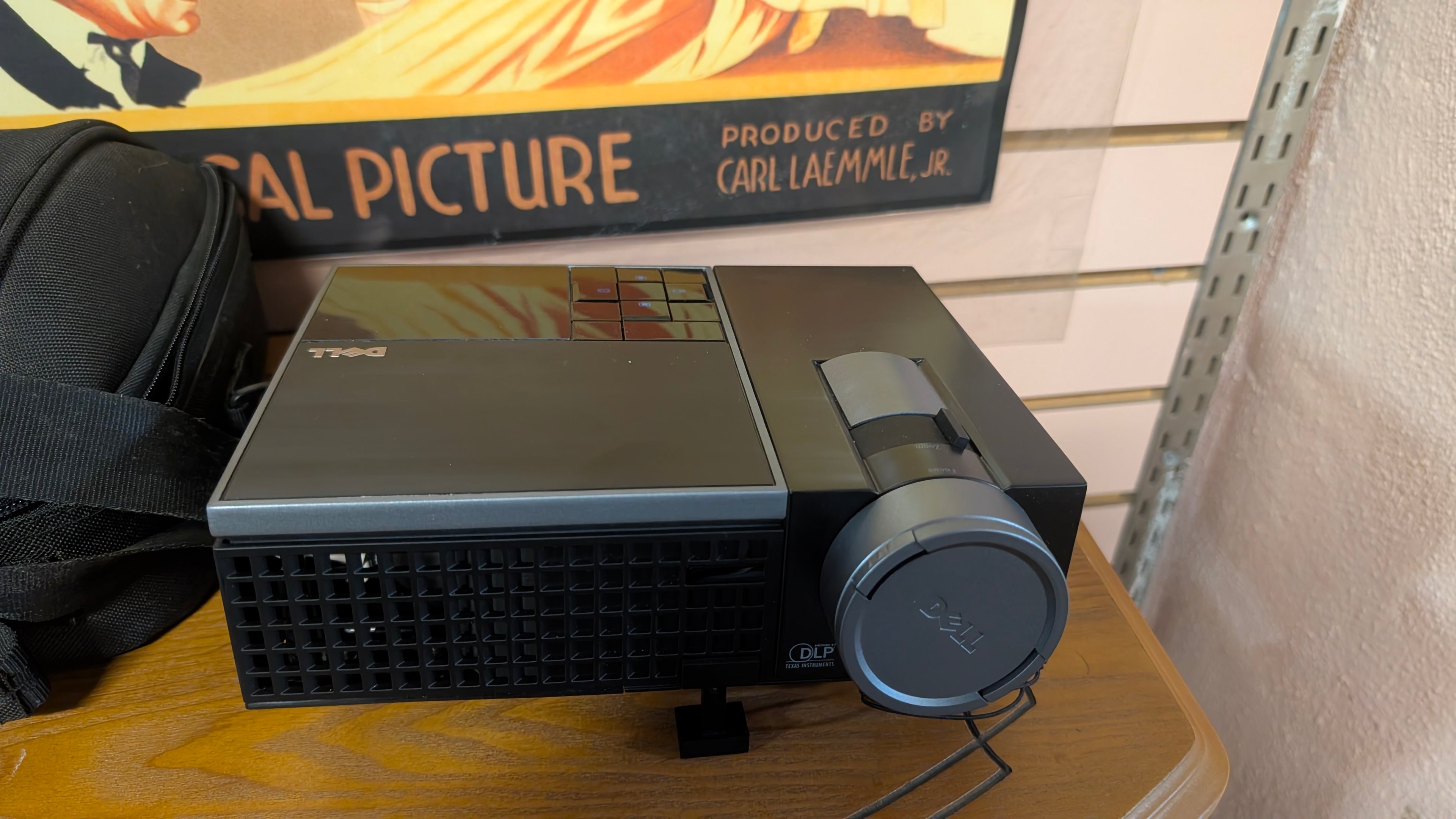 Dell M210X DLP Projector HDMI VGA Front Projection Business Presentation Ready