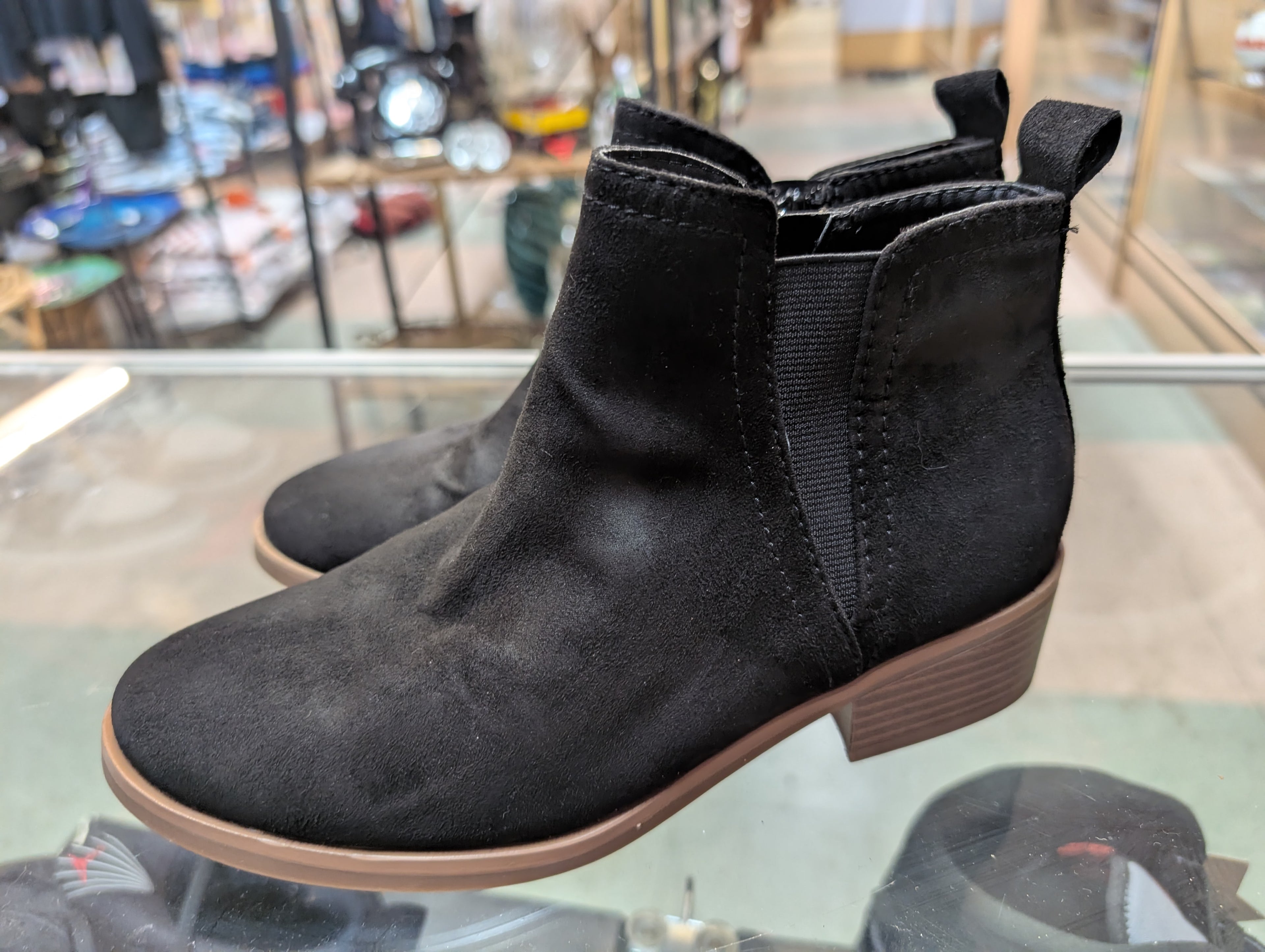 Women’s Black Faux Suede Chelsea Ankle Boots Size 6.5 Low Heel Pull On Style