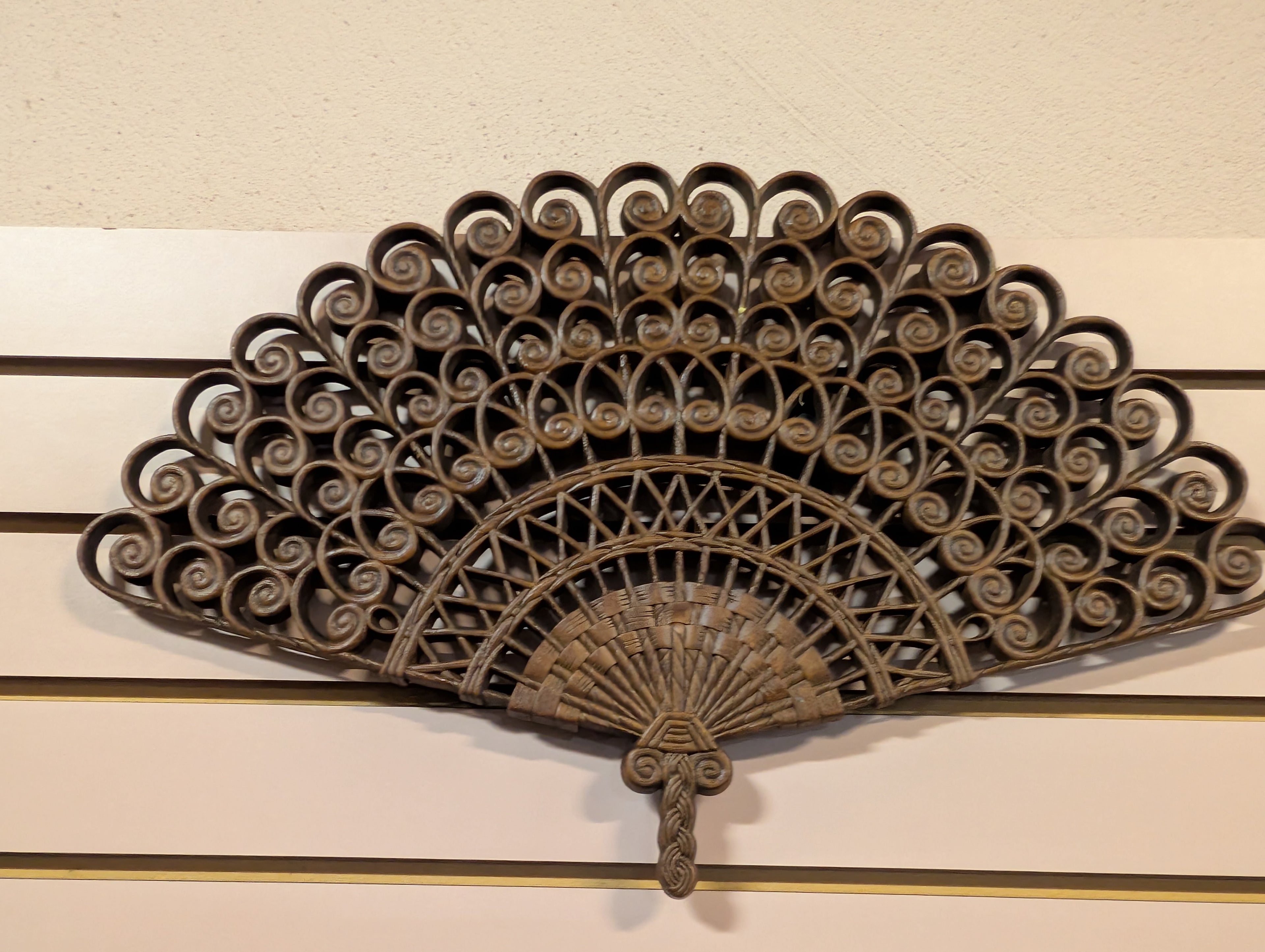 Vintage Burwood Syroco Fan Wall Hanging Decor Model 2424 Resin 21x13 Inch Art