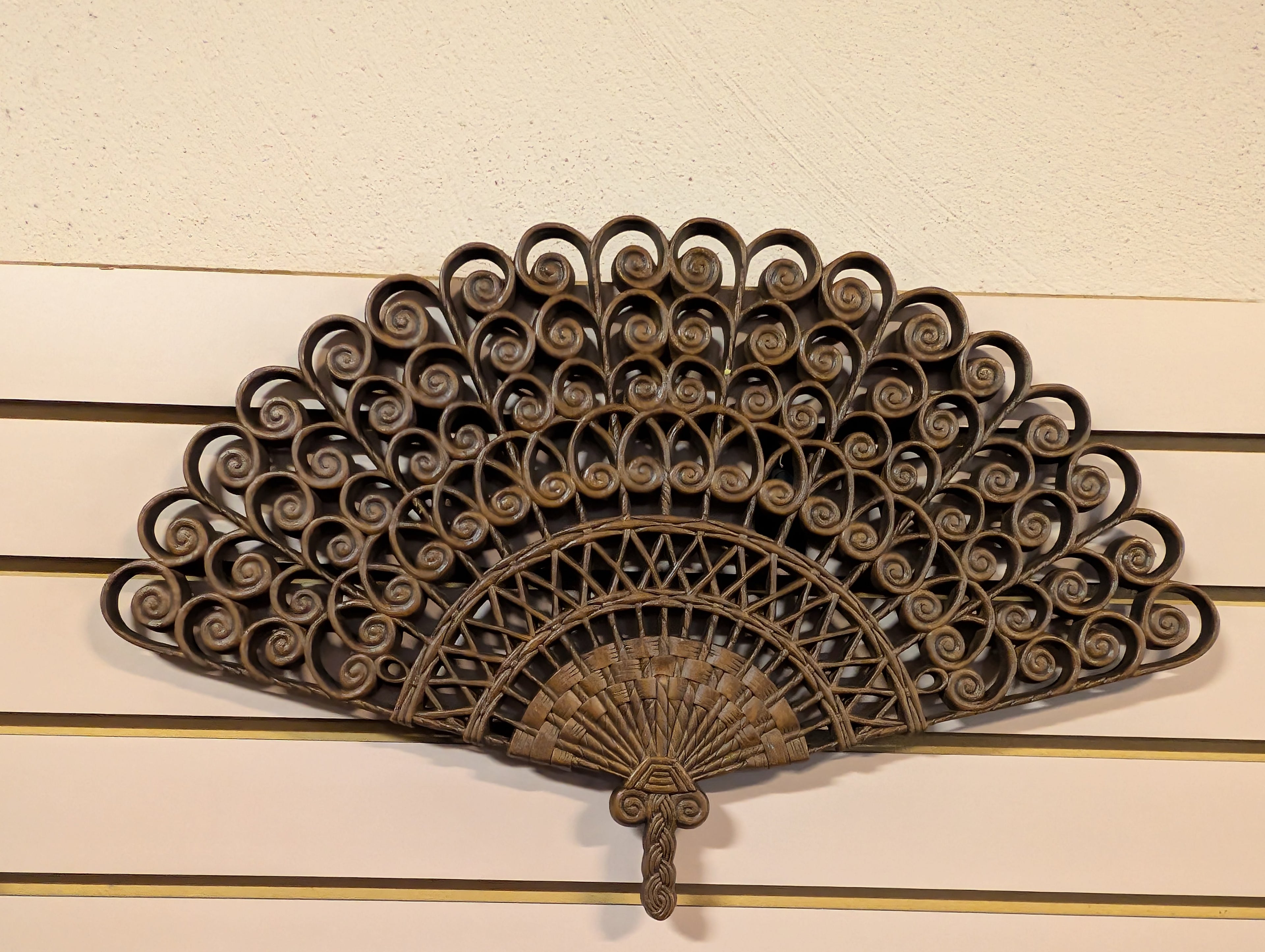 Vintage Burwood Syroco Fan Wall Hanging Decor Model 2424 Resin 21x13 Inch Art