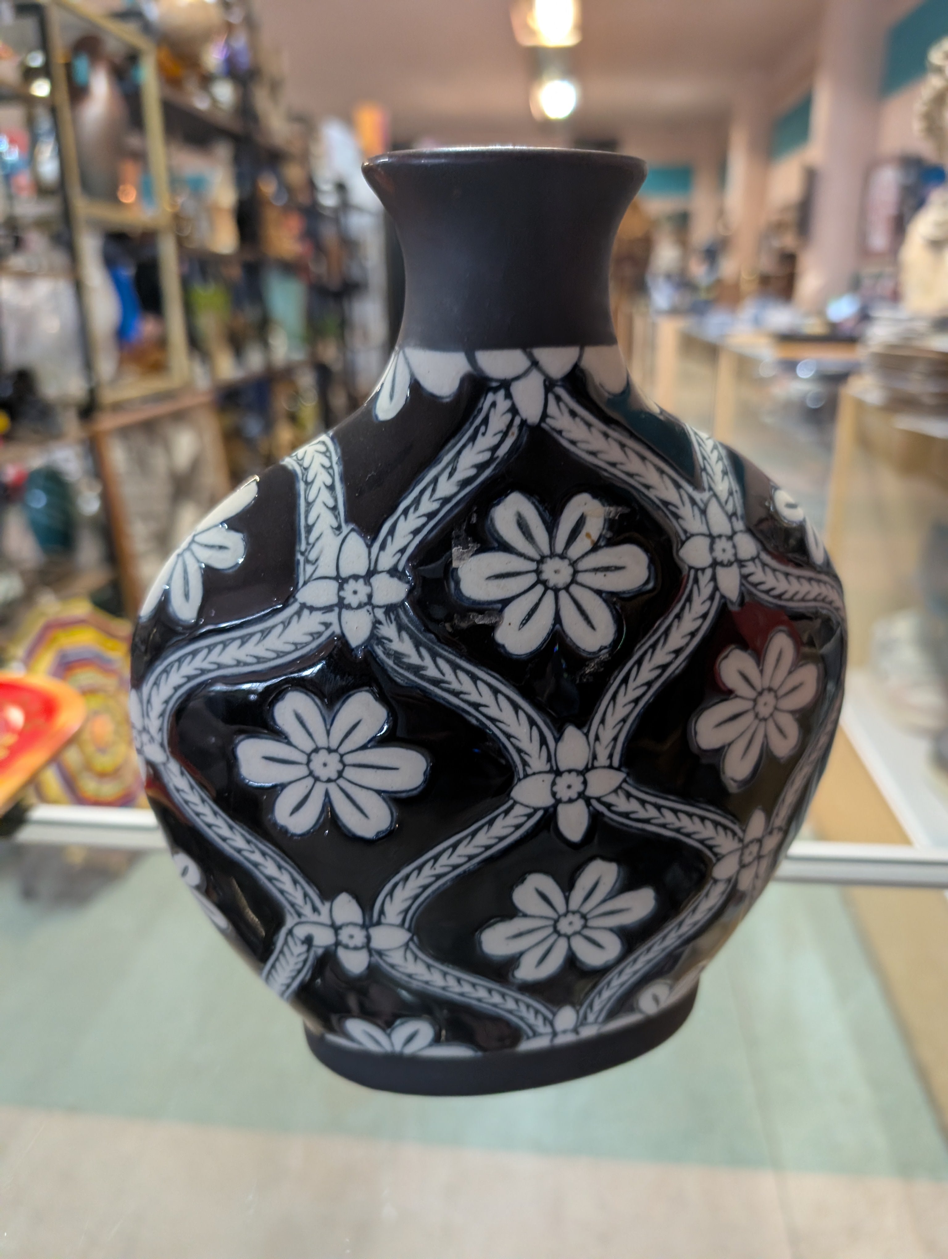 Vintage Black & White Enamel Floral Art Pottery Chinese Vase